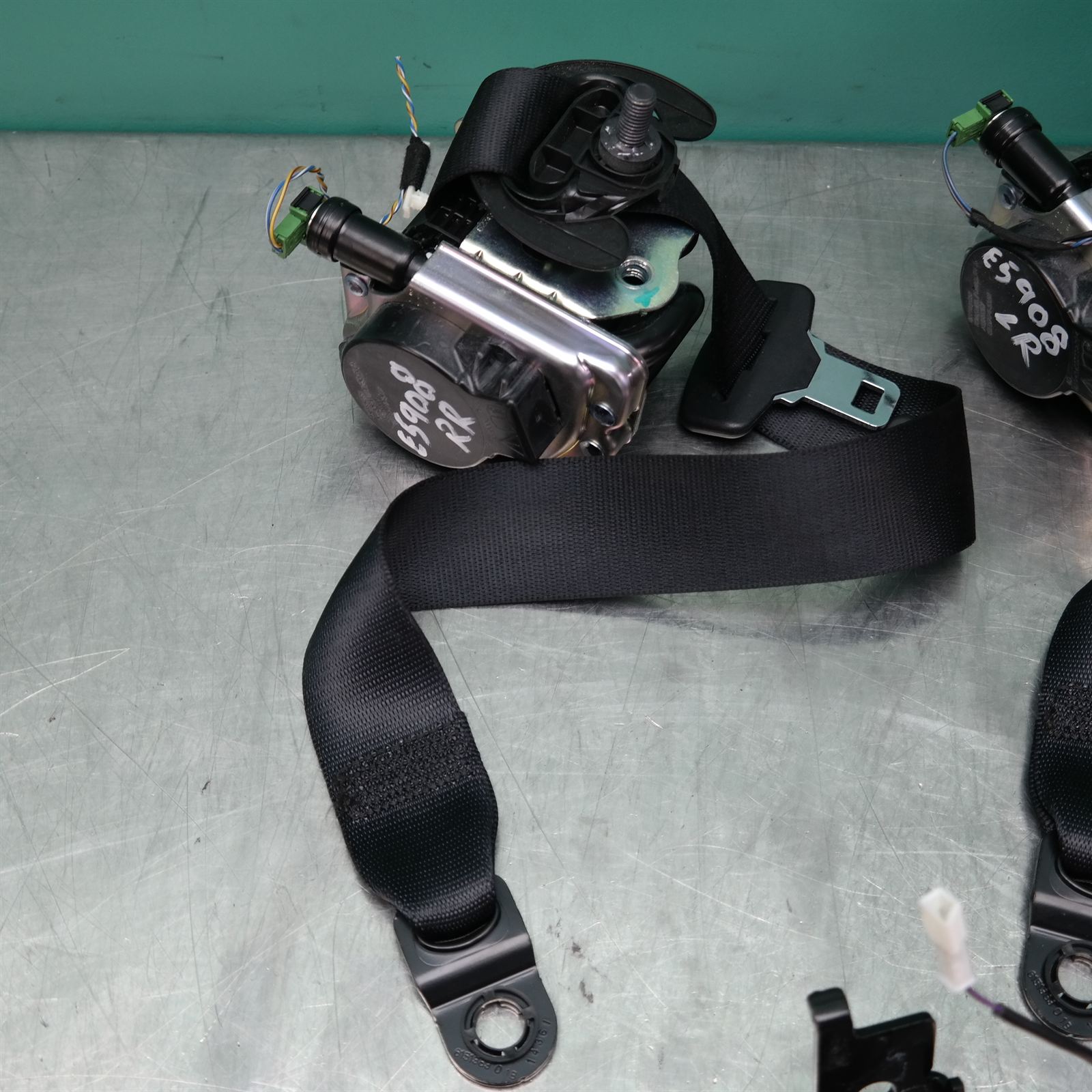 SEAT BELT F15 #BELTS# REAR SET 2 SEAT BELT F15 #BELTS# REAR SET - Image 2
