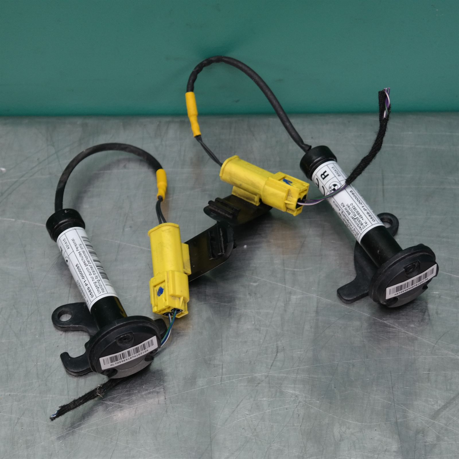 BONNET HINGE/STRUT F F22 # Pyrotechnic Bonnet Actuators # (691) (692) *41-35 F22 F23 BONNET HINGE/STRUT F F22 # Pyrotechnic Bonnet Actuators # (691) (692) *41-35 F22 F23