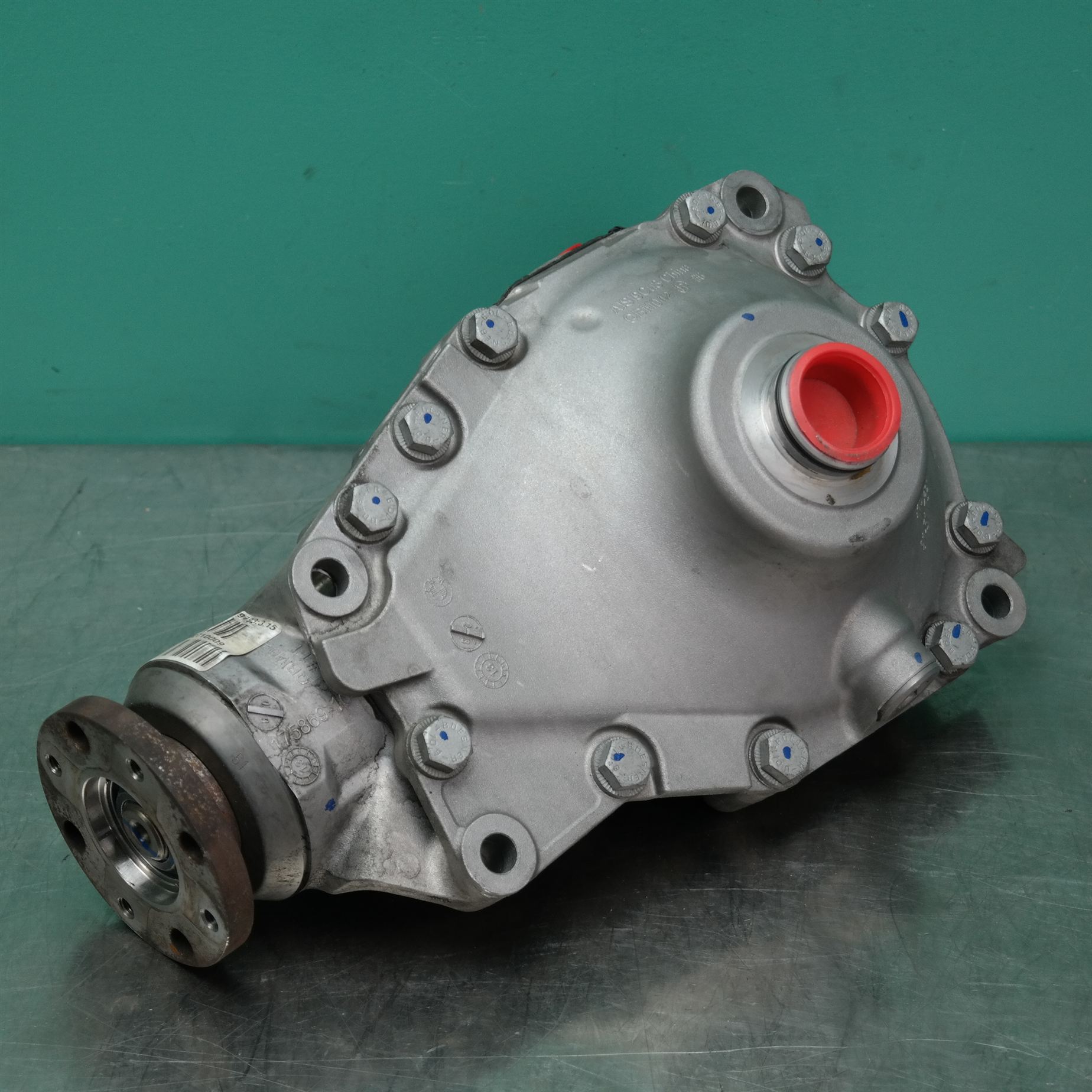 DIFFERENTIAL CENTRE E71 Front (860) *31-15* 3.15 DIFFERENTIAL CENTRE E71 Front (860) *31-15* 3.15