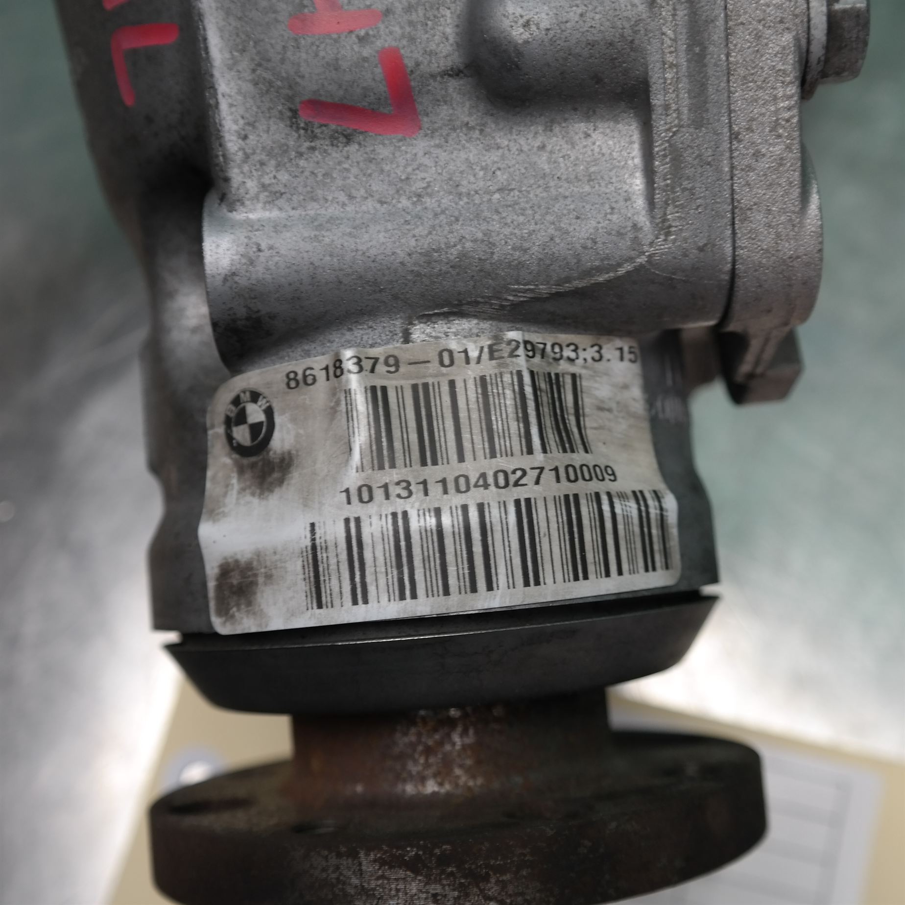 DIFFERENTIAL CENTRE E71 Front (860) *31-15* 3.15 4 DIFFERENTIAL CENTRE E71 Front (860) *31-15* 3.15 - Image 4