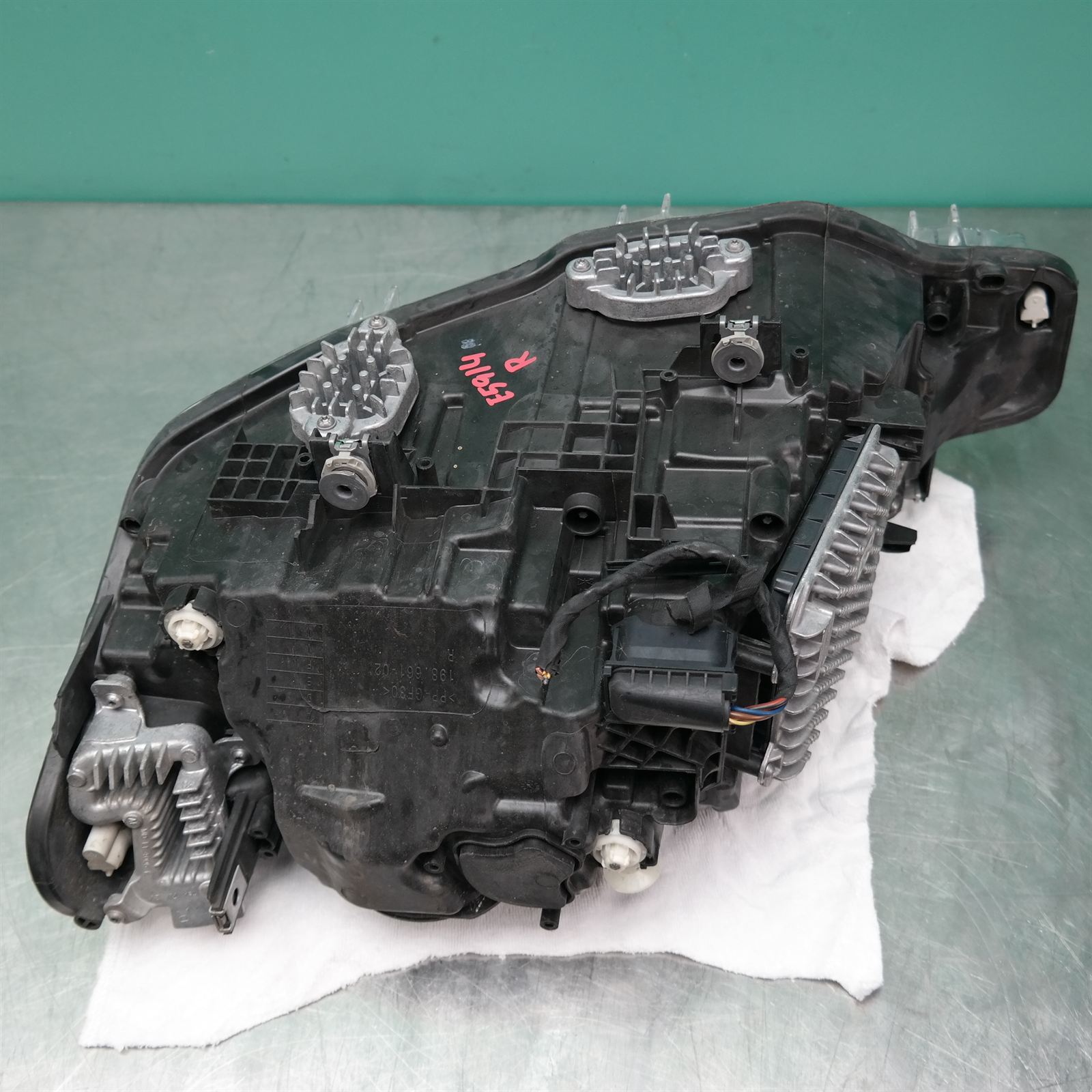 RIGHT HEADLAMP F30/F31, SEDAN/WAGON, LED, NON ADAPTIVE TYPE, 07/15-05/19 6 RIGHT HEADLAMP F30/F31, SEDAN/WAGON, LED, NON ADAPTIVE TYPE, 07/15-05/19 - Image 6