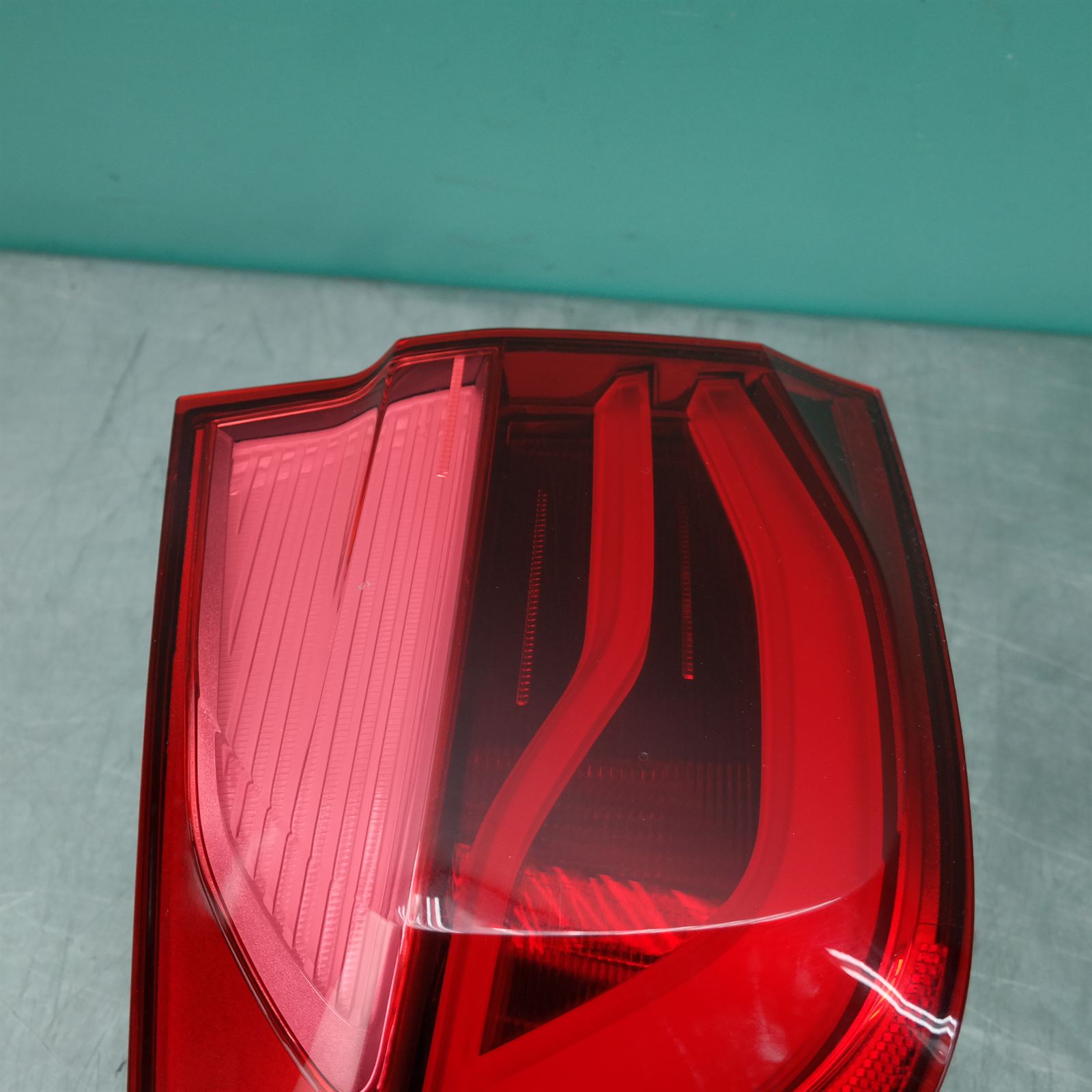 LEFT TAILLIGHT F30/F80, W/ LED, M SPORT TYPE, 06/15-12/19 2 LEFT TAILLIGHT F30/F80, W/ LED, M SPORT TYPE, 06/15-12/19 - Image 2