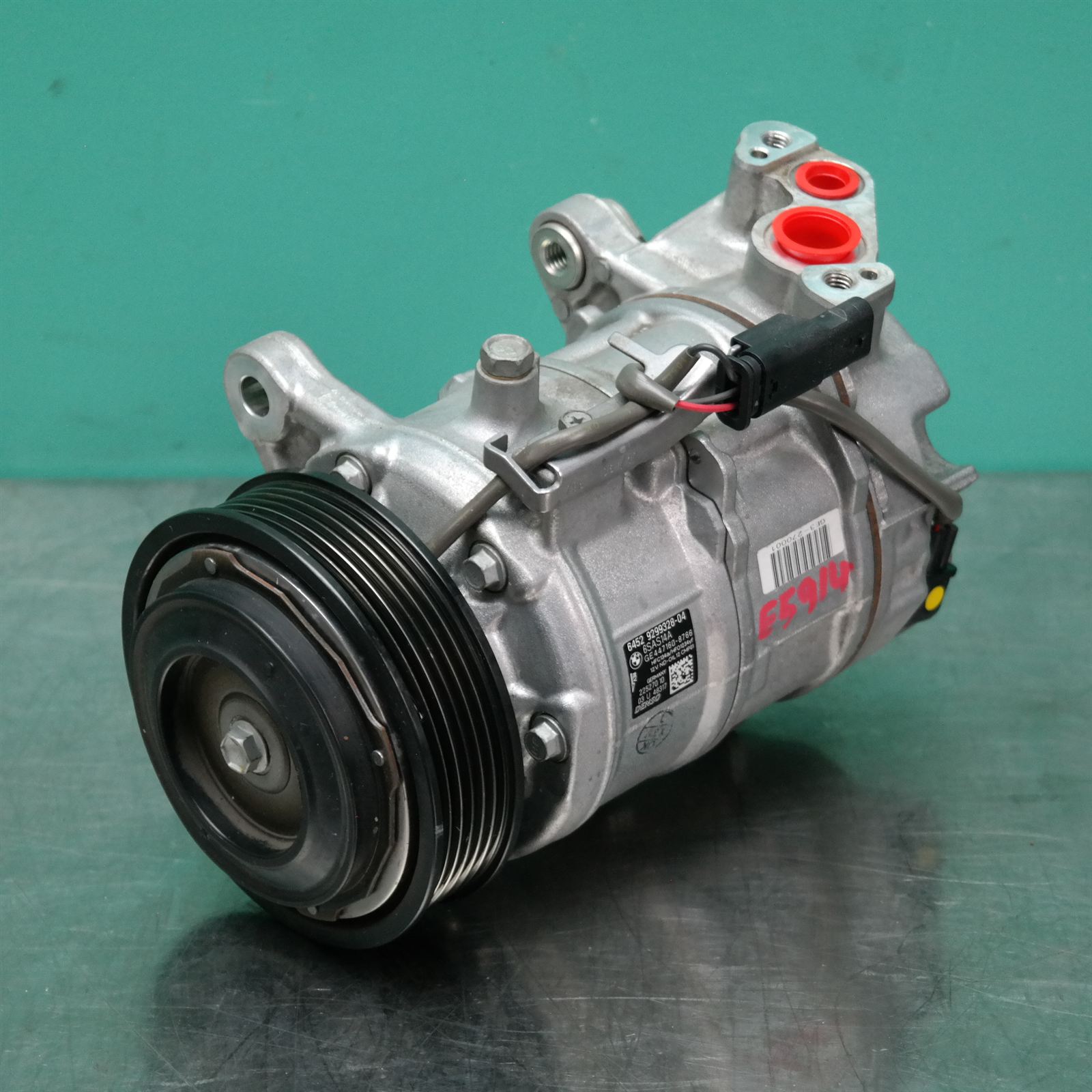 A/C COMPRESSOR F30 (328) *64-50* A/C COMPRESSOR F30 (328) *64-50*