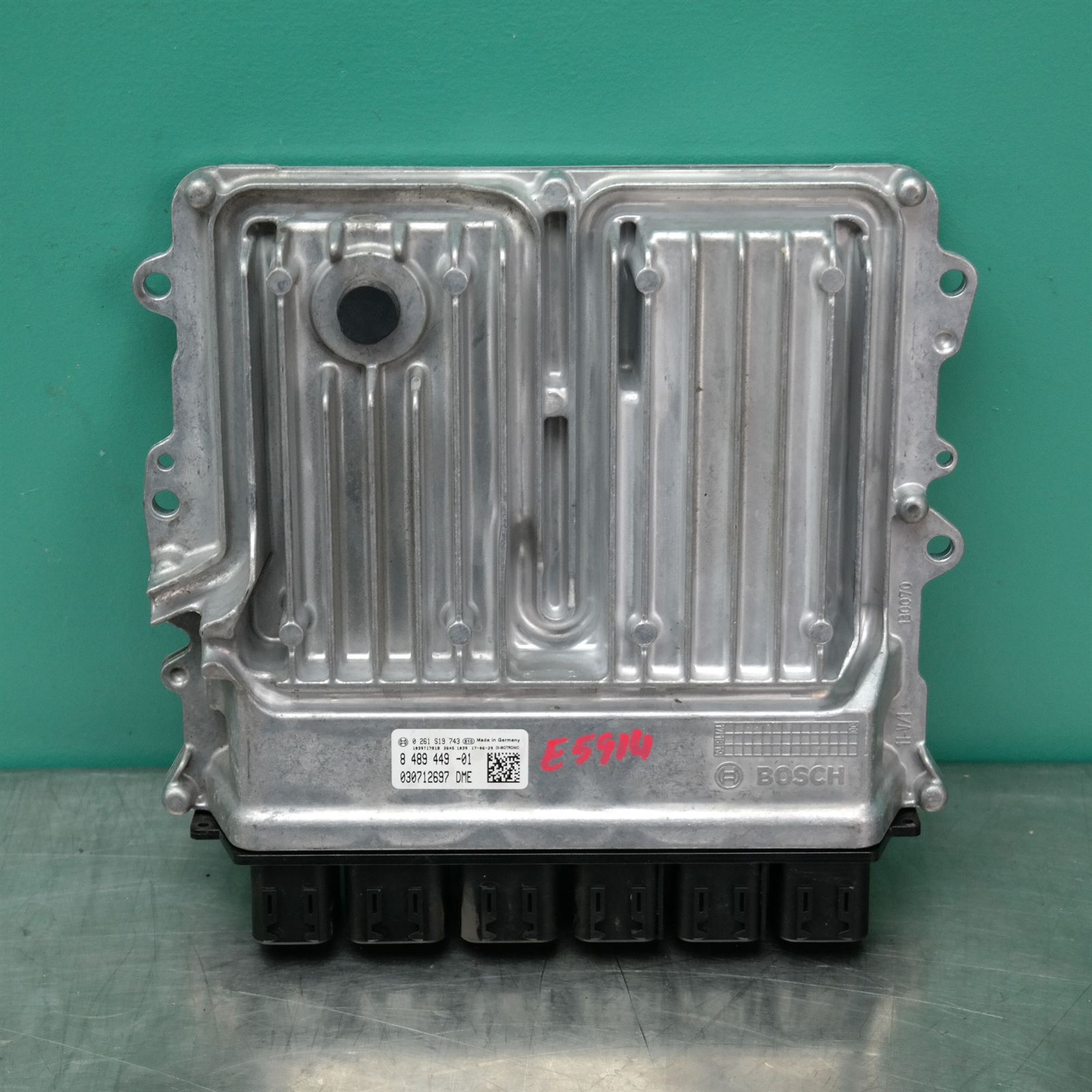 ECU F30 # Engine ECU # (971) *12-10* ECU F30 # Engine ECU # (971) *12-10*