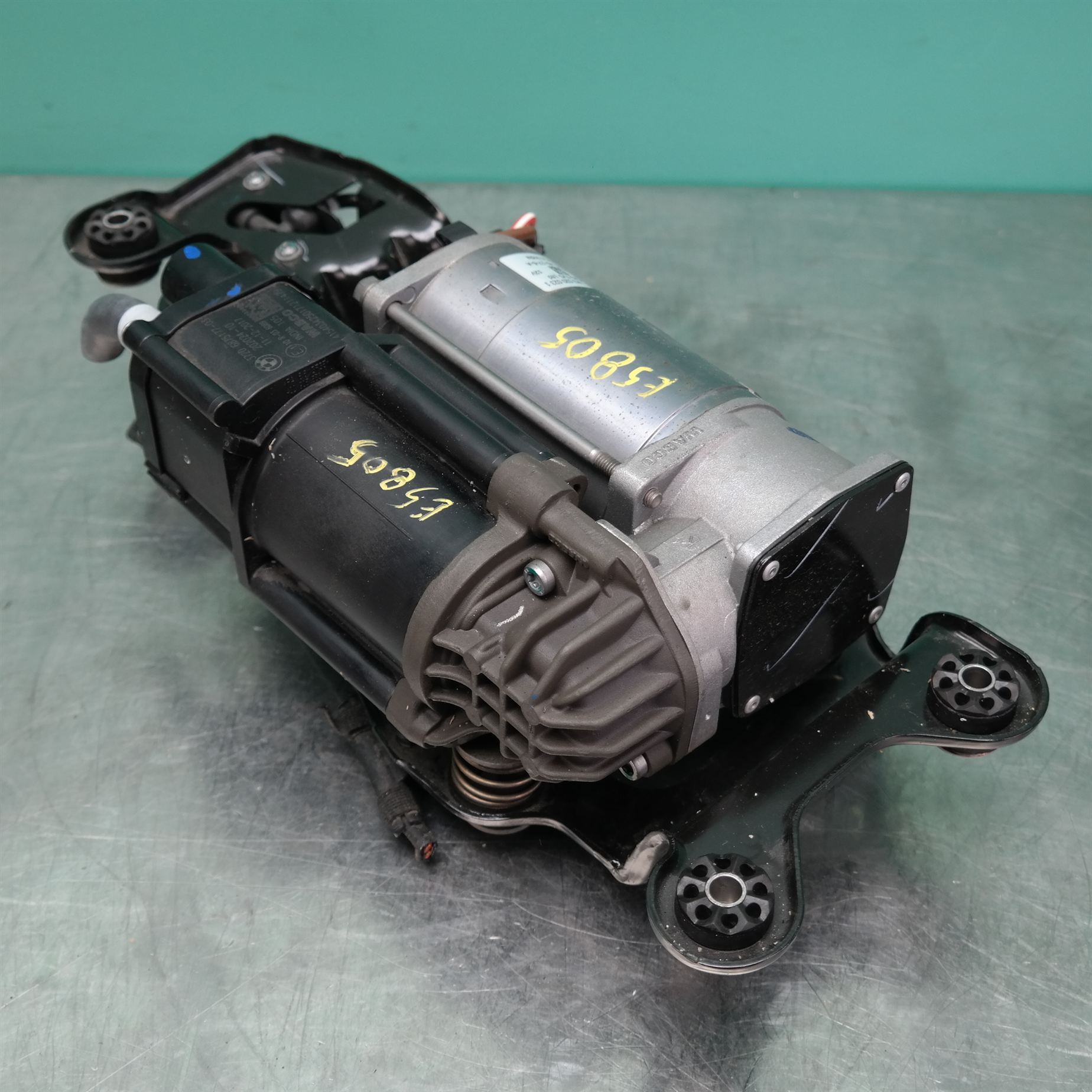 AIR RIDE COMPRESSOR F16 (177) *33-50* 3 AIR RIDE COMPRESSOR F16 (177) *33-50* - Image 3