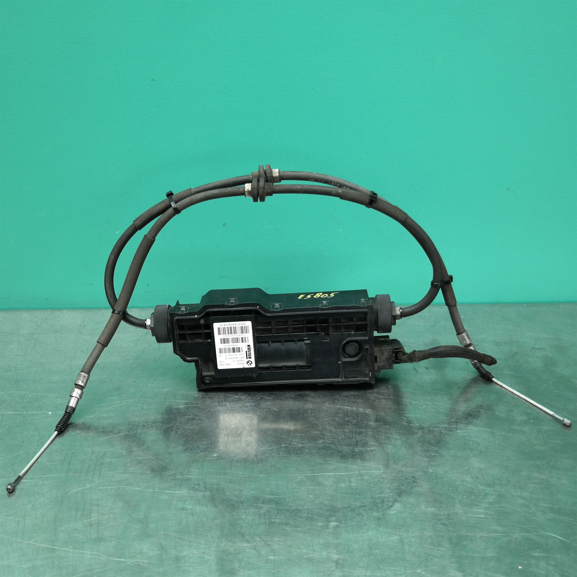 HANDBRAKE ACTUATOR F16 (007) *34-30* HANDBRAKE ACTUATOR F16 (007) *34-30*