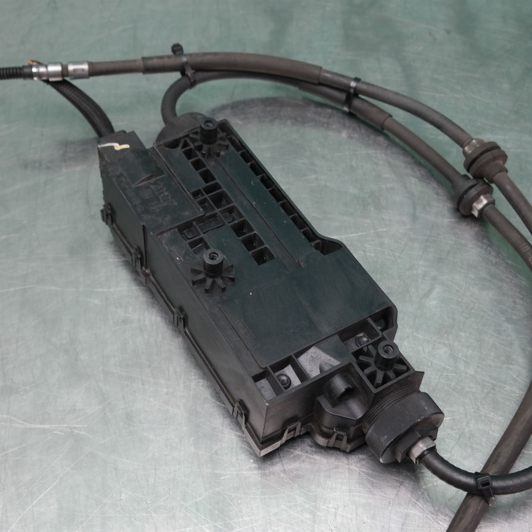 HANDBRAKE ACTUATOR F16 (007) *34-30* 3 HANDBRAKE ACTUATOR F16 (007) *34-30* - Image 3