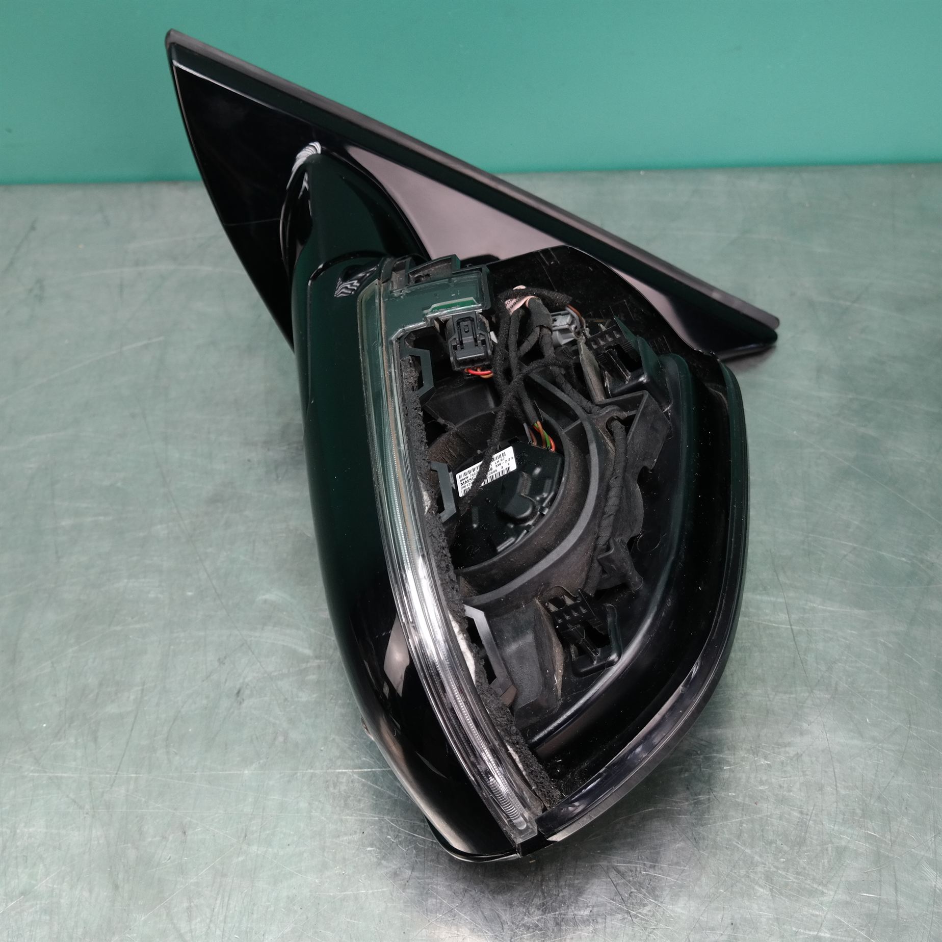 LEFT DOOR MIRROR F16 (239) *51-07* 2 LEFT DOOR MIRROR F16 (239) *51-07* - Image 2