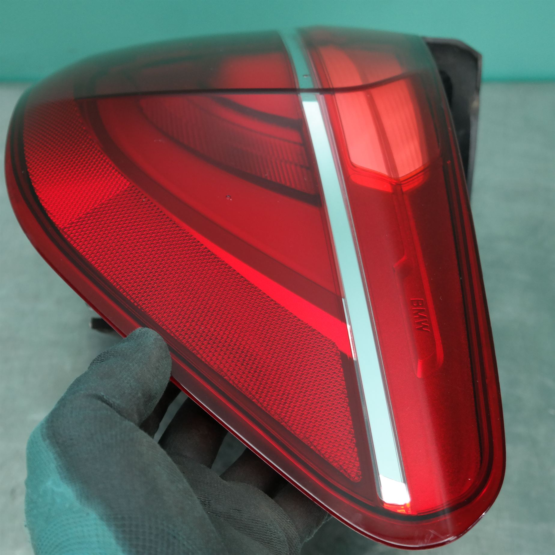 RIGHT TAILLIGHT F16, IN BODY, 12/14-04/19 3 RIGHT TAILLIGHT F16, IN BODY, 12/14-04/19 - Image 3