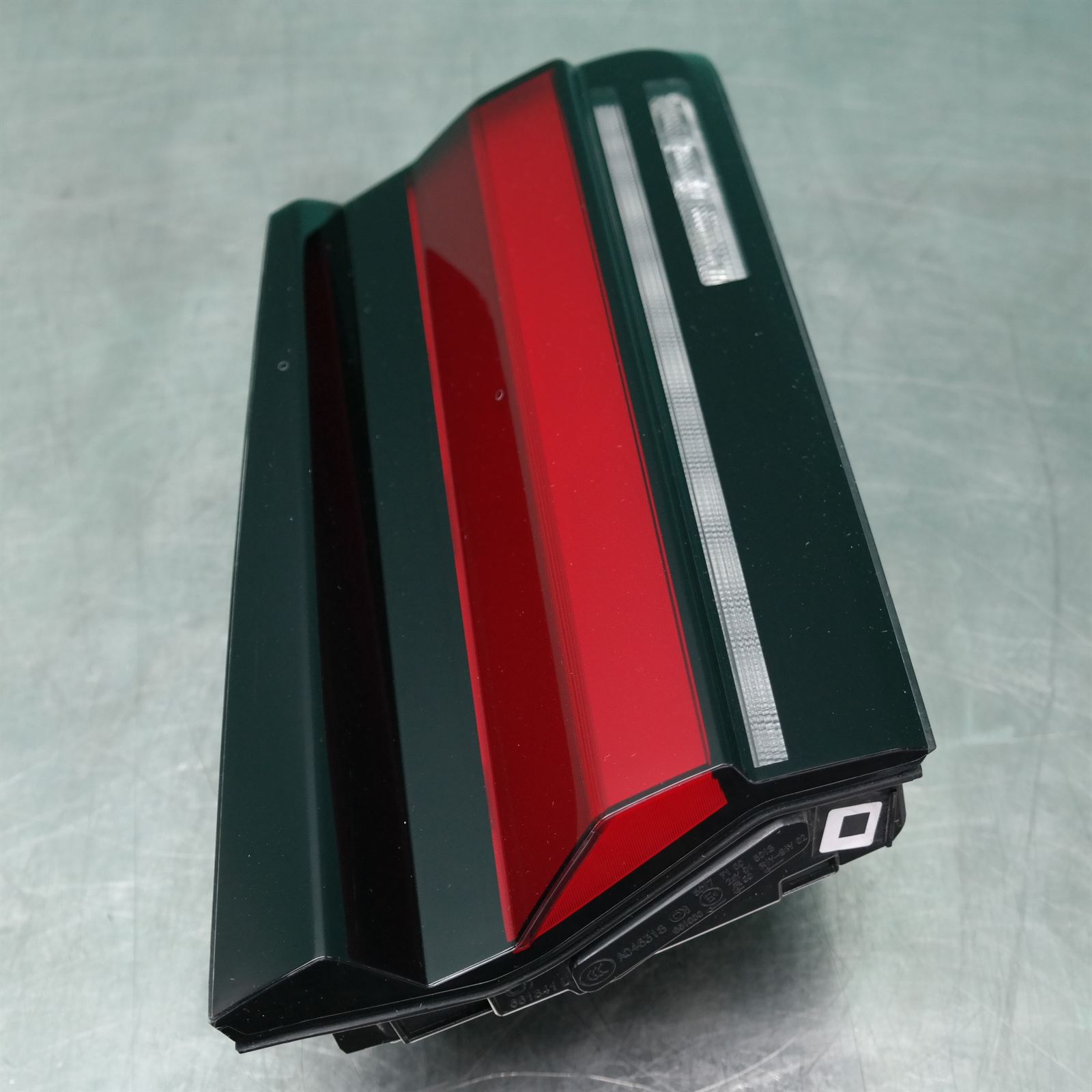 REAR GARNISH G30 (AF1) *63-20* L 3 REAR GARNISH G30 (AF1) *63-20* L - Image 3