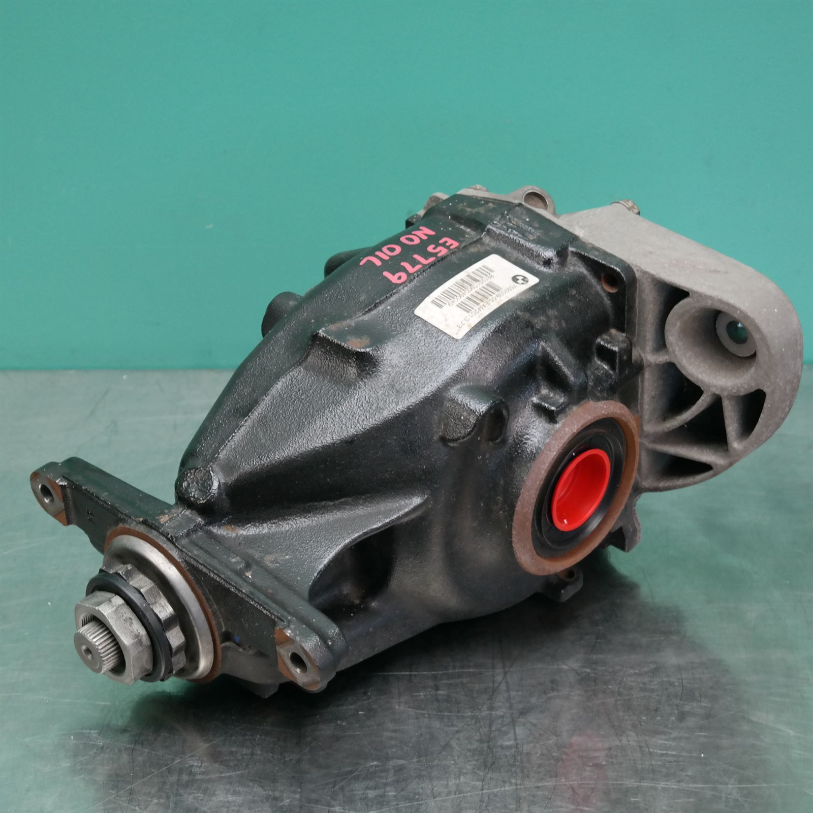 DIFFERENTIAL CENTRE F25 Rear (010) *33-05* 3.73 DIFFERENTIAL CENTRE F25 Rear (010) *33-05* 3.73