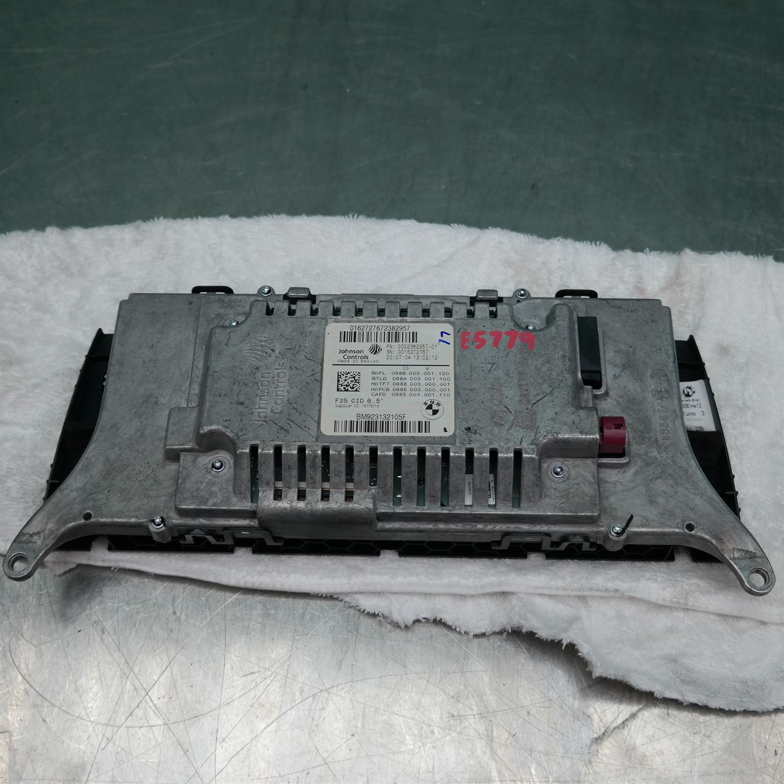 STEREO/HEAD UNIT F25 # Display Screen # 6.5 INCH (281) *65-45* 3 STEREO/HEAD UNIT F25 # Display Screen # 6.5 INCH (281) *65-45* - Image 3
