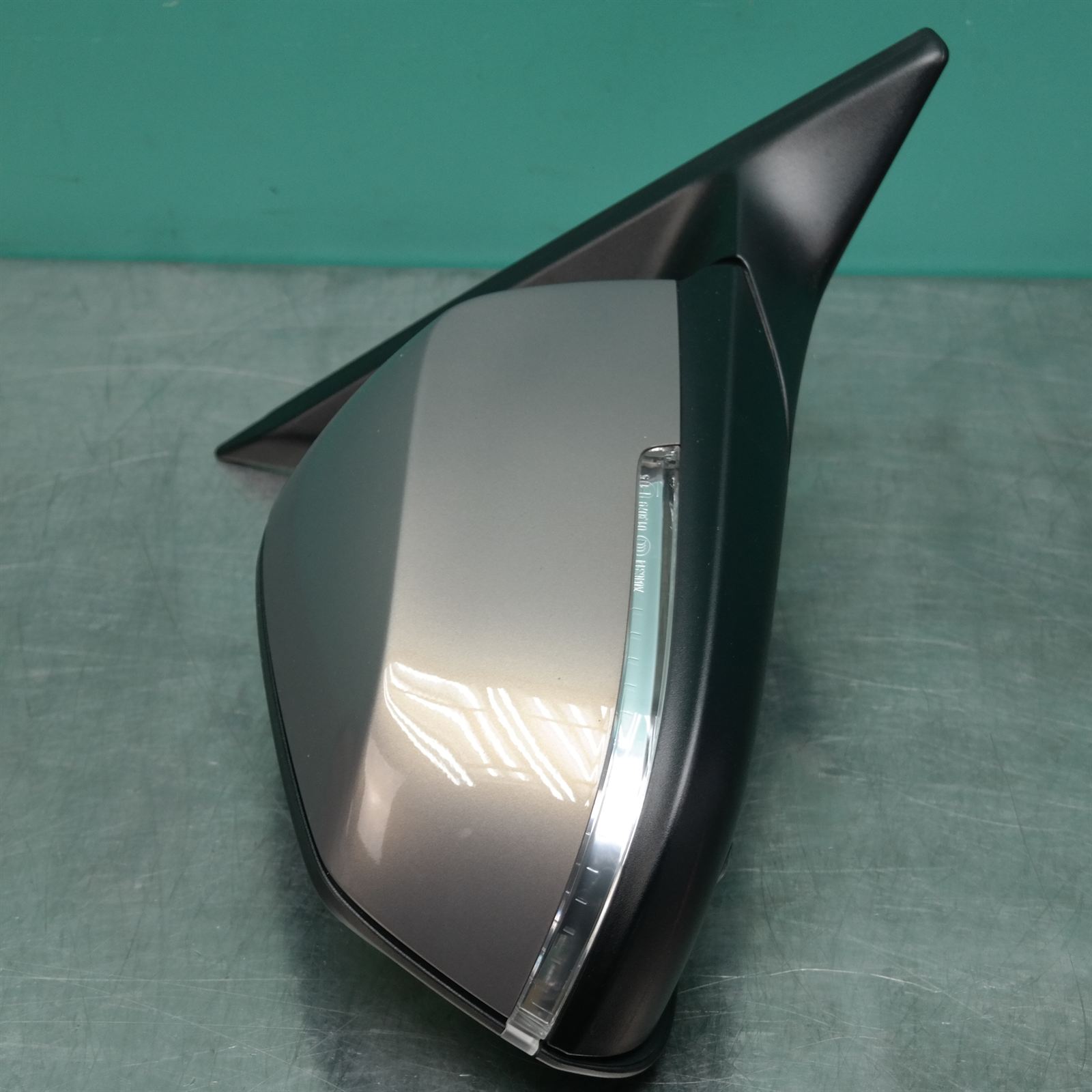 RIGHT DOOR MIRROR F32 (180) *51-07* 2 RIGHT DOOR MIRROR F32 (180) *51-07* - Image 2