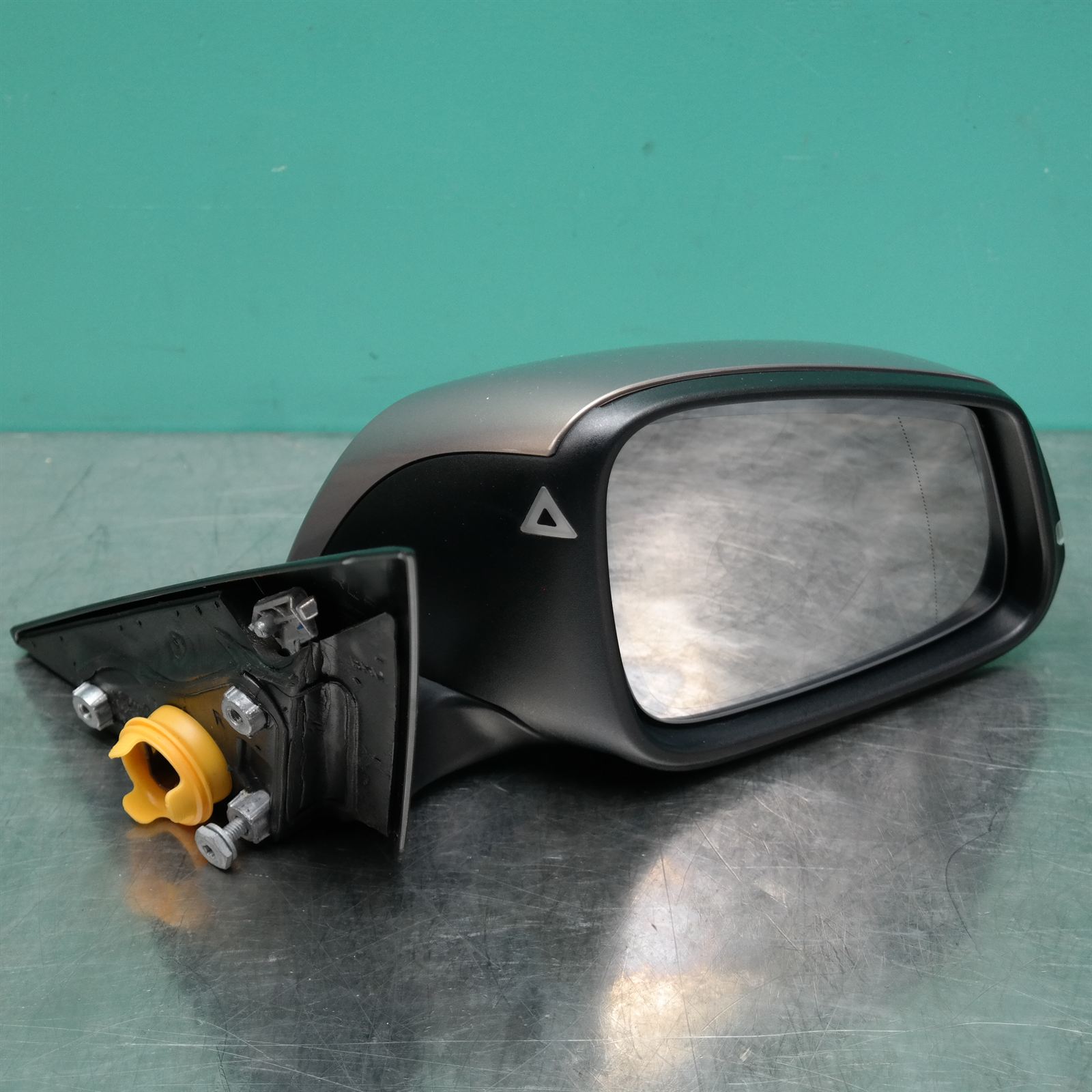RIGHT DOOR MIRROR F32 (180) *51-07* 3 RIGHT DOOR MIRROR F32 (180) *51-07* - Image 3