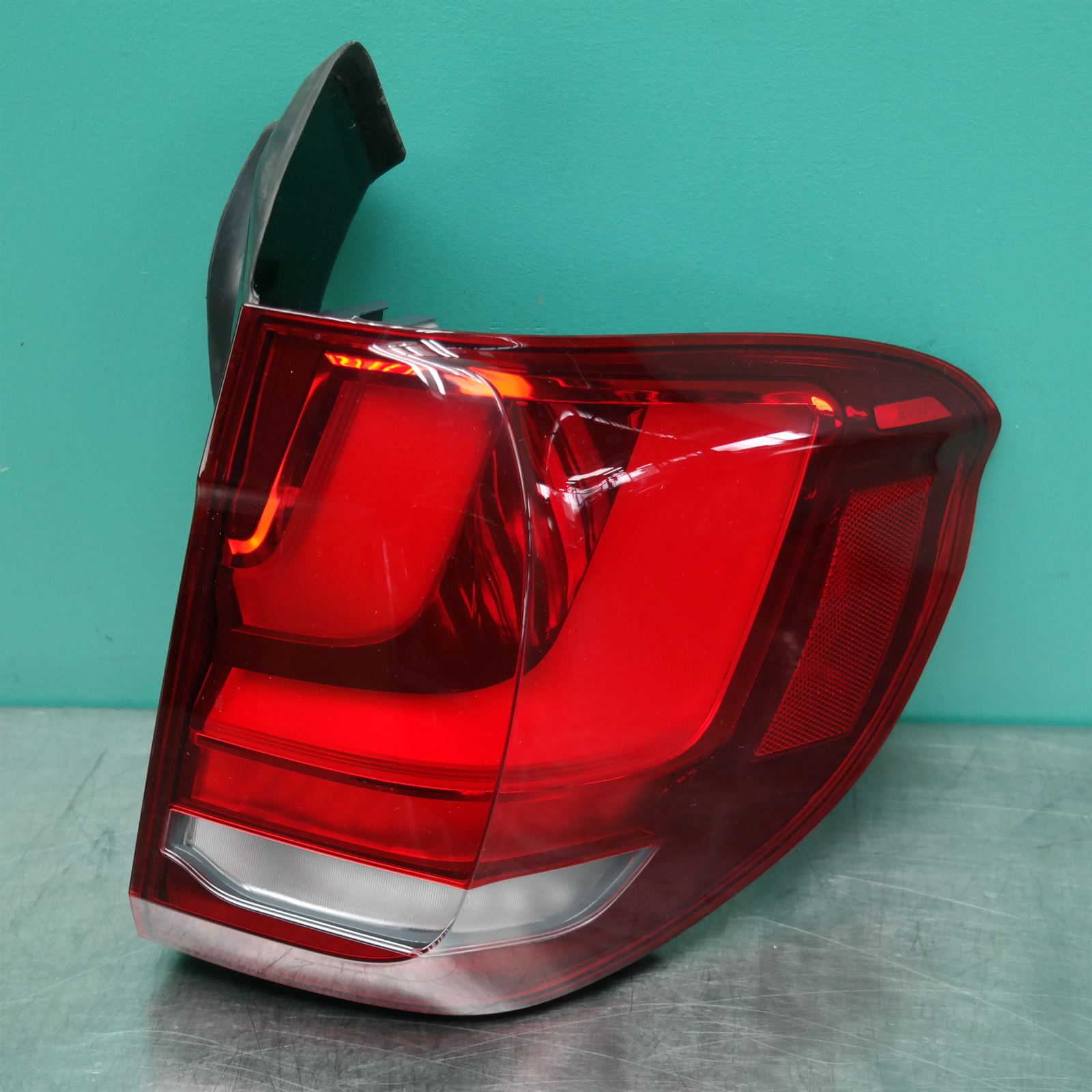 RIGHT TAILLIGHT F15/F85, 09/13-07/18 RIGHT TAILLIGHT F15/F85, 09/13-07/18