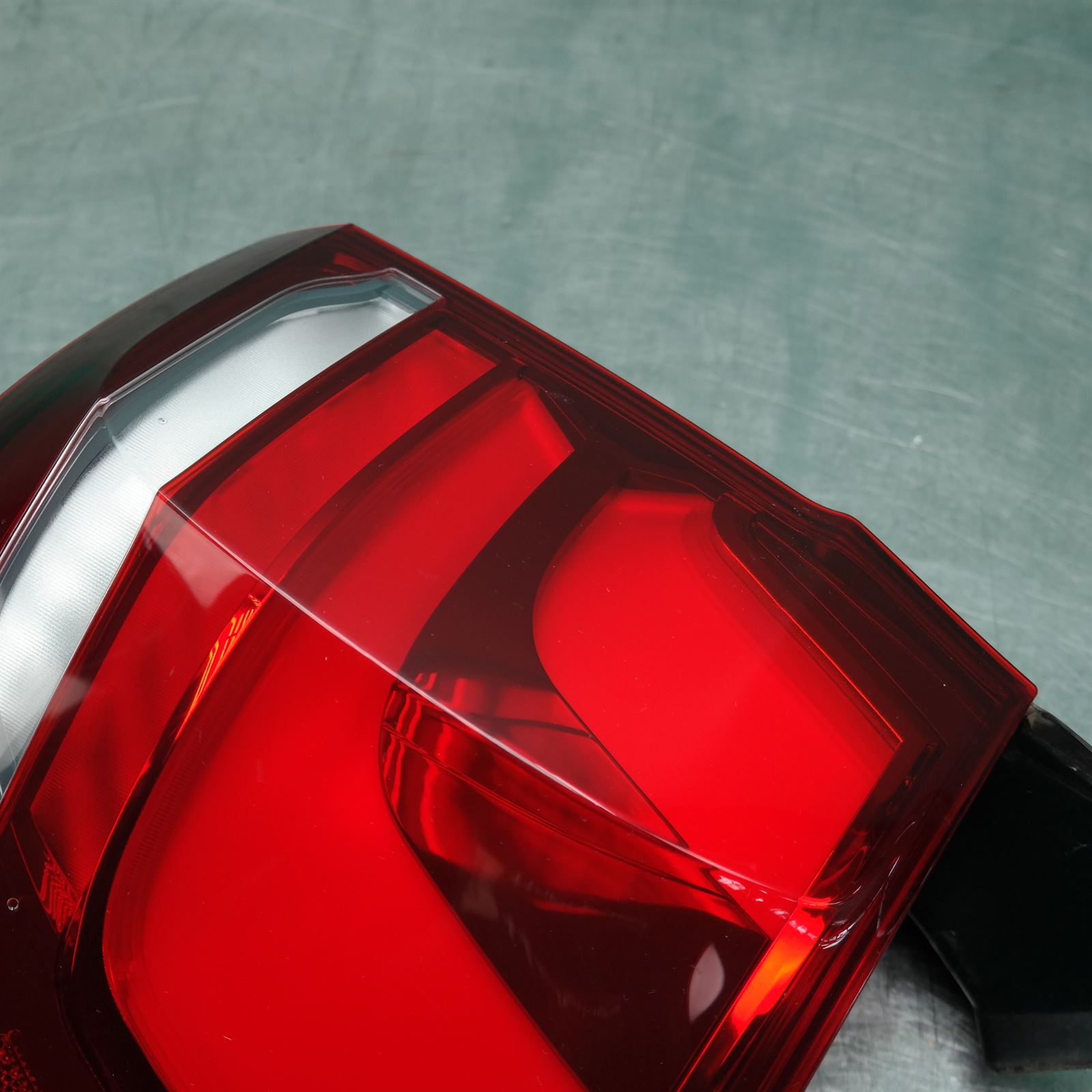 RIGHT TAILLIGHT F15/F85, 09/13-07/18 3 RIGHT TAILLIGHT F15/F85, 09/13-07/18 - Image 3