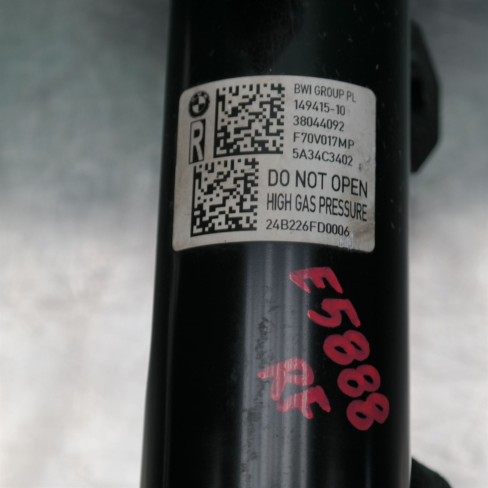 RIGHT FRONT STRUT F70 (C34) *31-10* 5 RIGHT FRONT STRUT F70 (C34) *31-10* - Image 5
