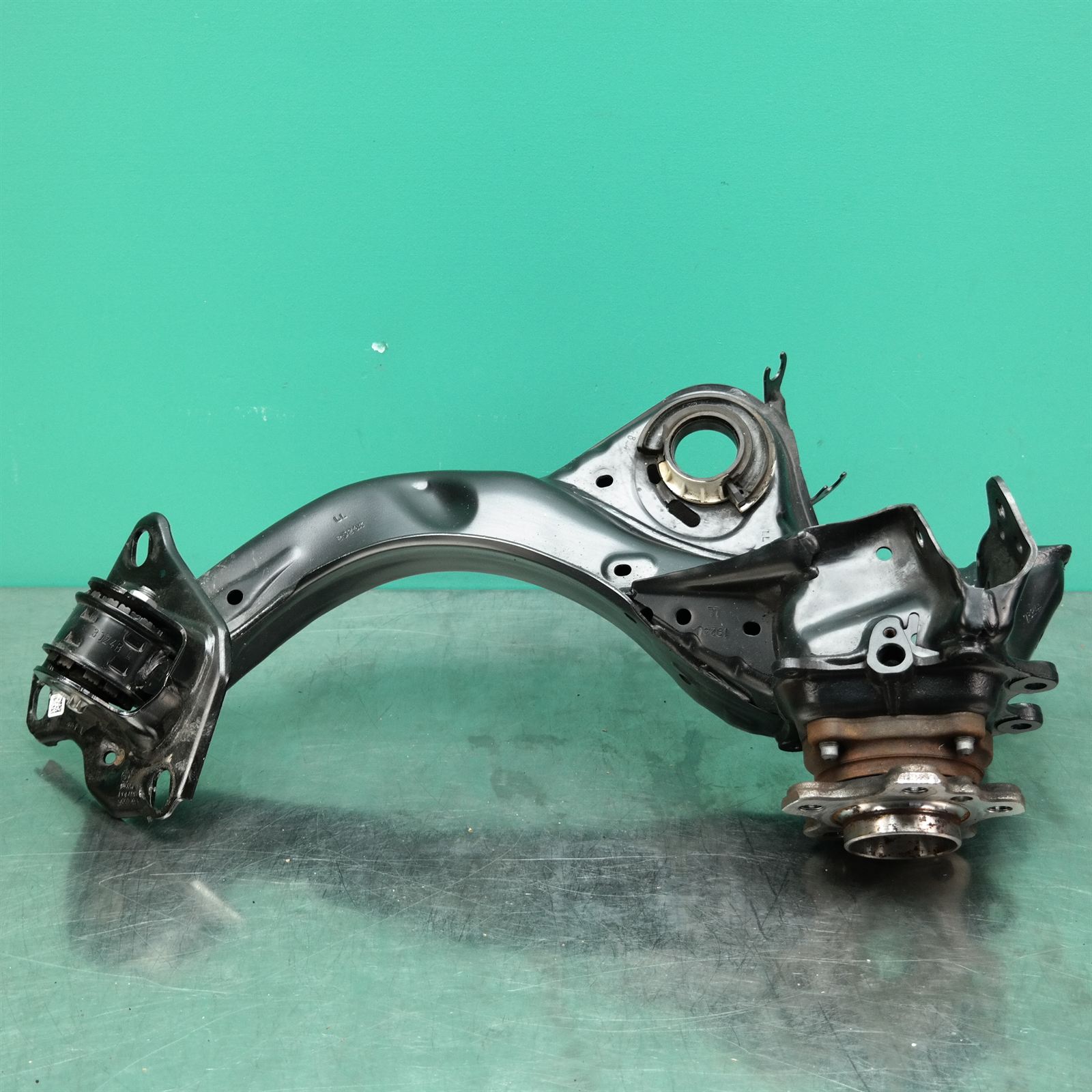 LEFT REAR TRAILING ARM F70 # Trailing Arm # (227) *33-30* LEFT REAR TRAILING ARM F70 # Trailing Arm # (227) *33-30*