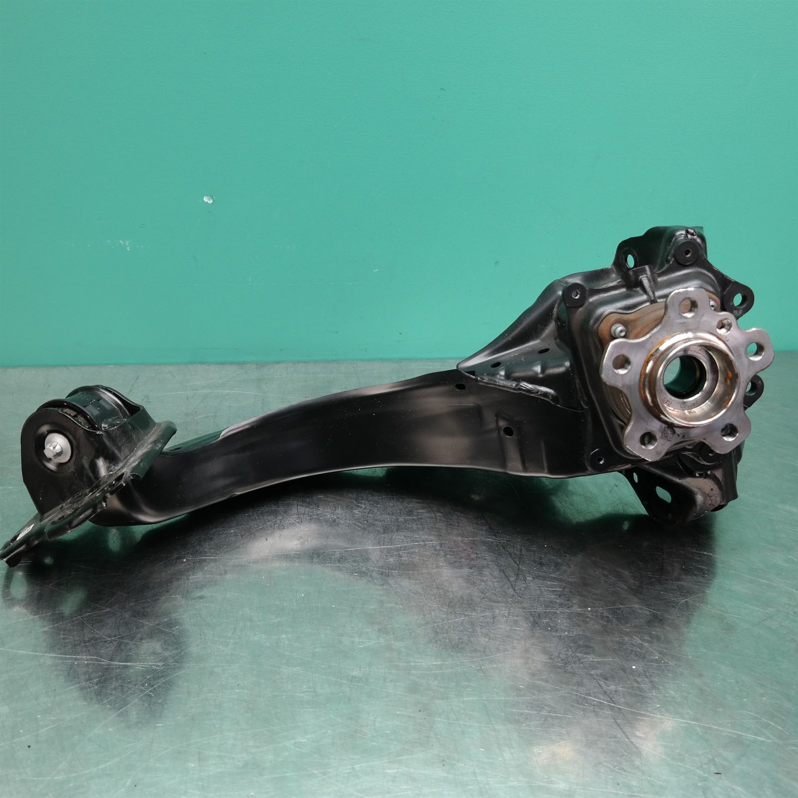 LEFT REAR TRAILING ARM F70 # Trailing Arm # (227) *33-30* 2 LEFT REAR TRAILING ARM F70 # Trailing Arm # (227) *33-30* - Image 2