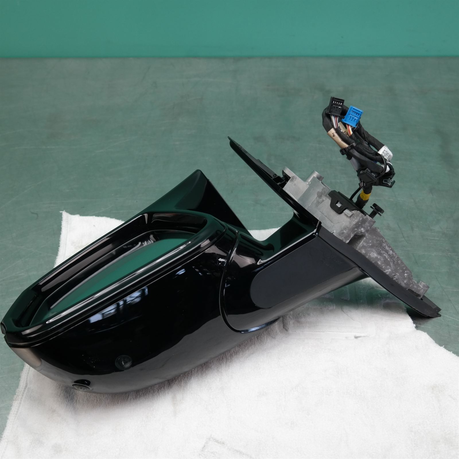 LEFT DOOR MIRROR F70 (505) *51-07* 4 LEFT DOOR MIRROR F70 (505) *51-07* - Image 4