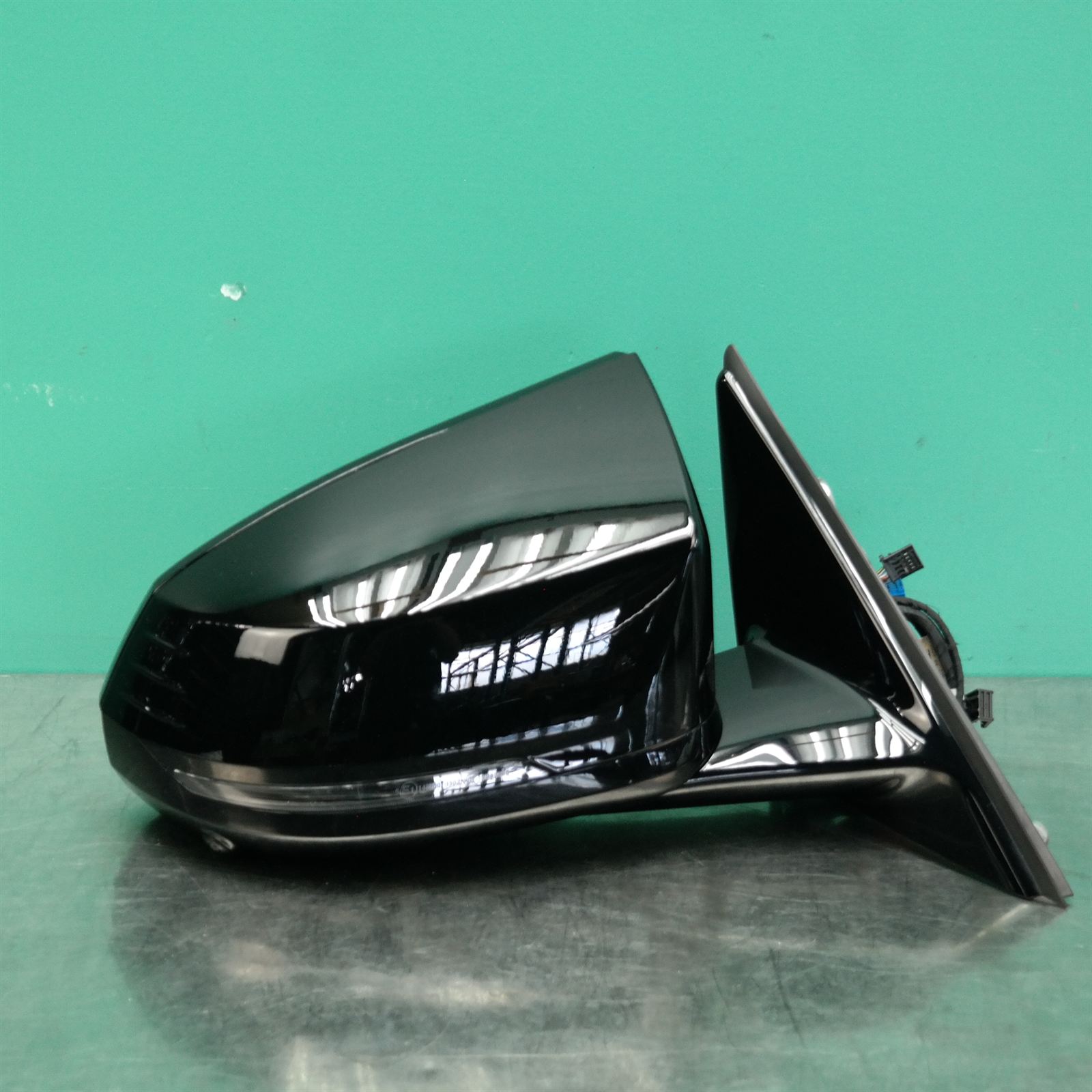 RIGHT DOOR MIRROR F70 (506) *51-07* RIGHT DOOR MIRROR F70 (506) *51-07*