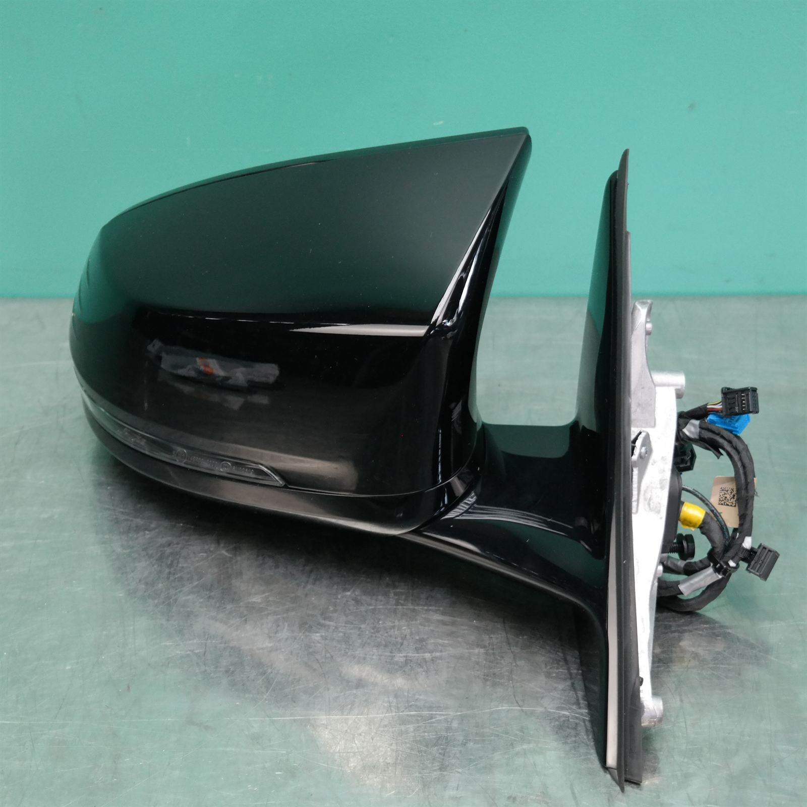 RIGHT DOOR MIRROR F70 (506) *51-07* 2 RIGHT DOOR MIRROR F70 (506) *51-07* - Image 2