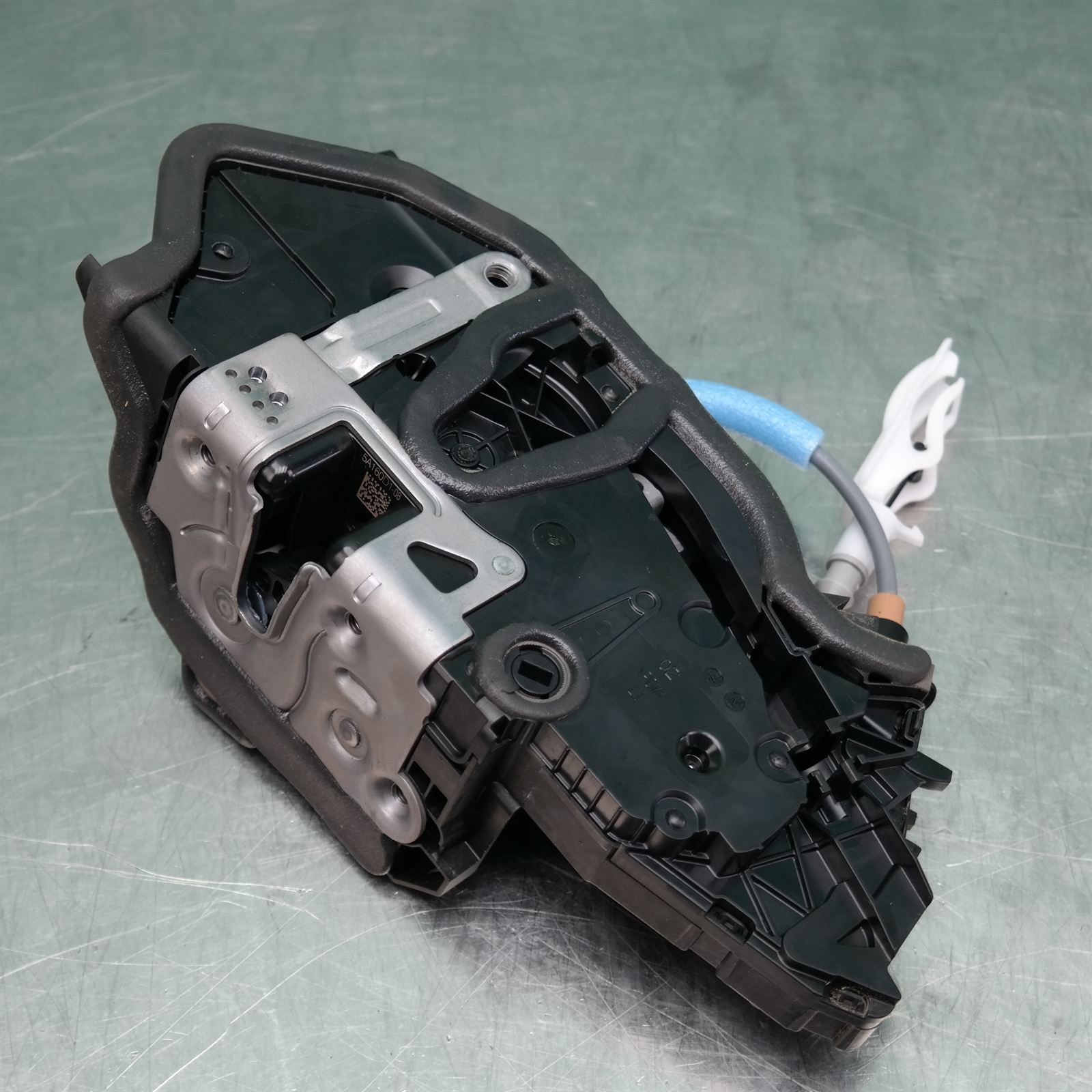 LOCK MECHANISM F70 # Door lock # (0D1) *51-10* LHR 2 LOCK MECHANISM F70 # Door lock # (0D1) *51-10* LHR - Image 2
