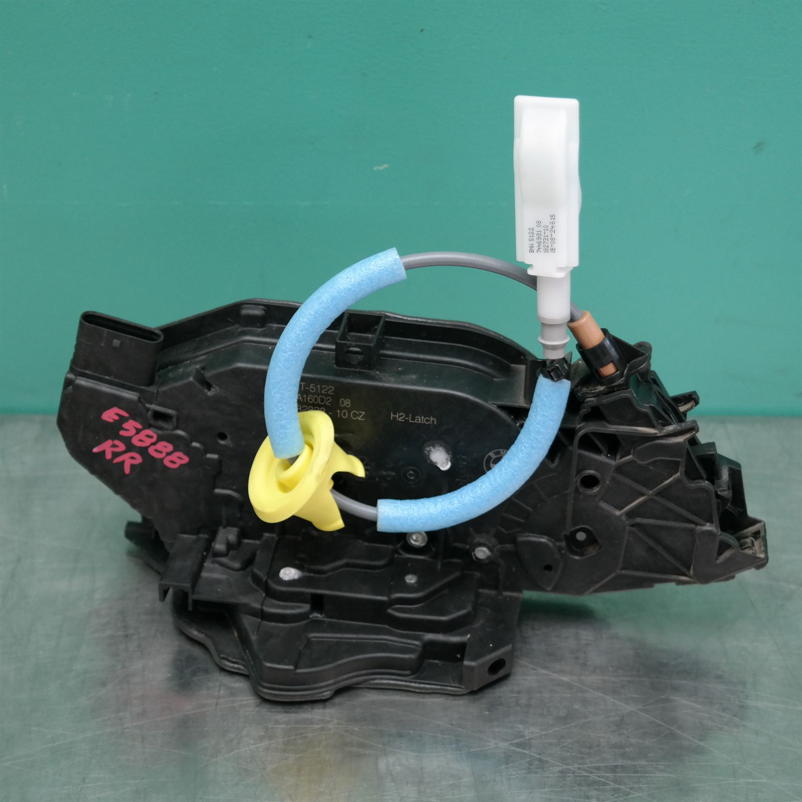 LOCK MECHANISM F70 # Door lock # (0D2) *51-10* RHR LOCK MECHANISM F70 # Door lock # (0D2) *51-10* RHR