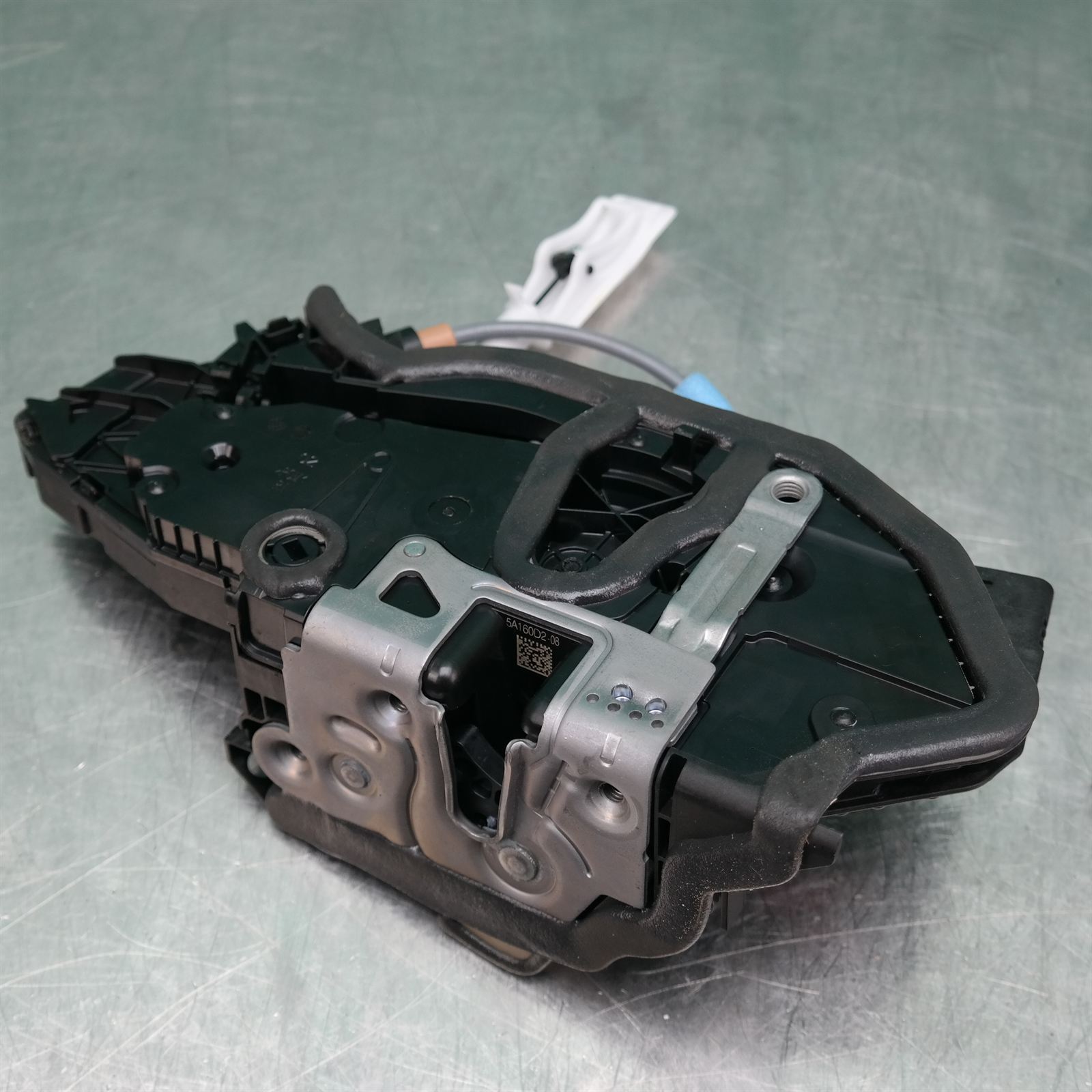 LOCK MECHANISM F70 # Door lock # (0D2) *51-10* RHR 2 LOCK MECHANISM F70 # Door lock # (0D2) *51-10* RHR - Image 2