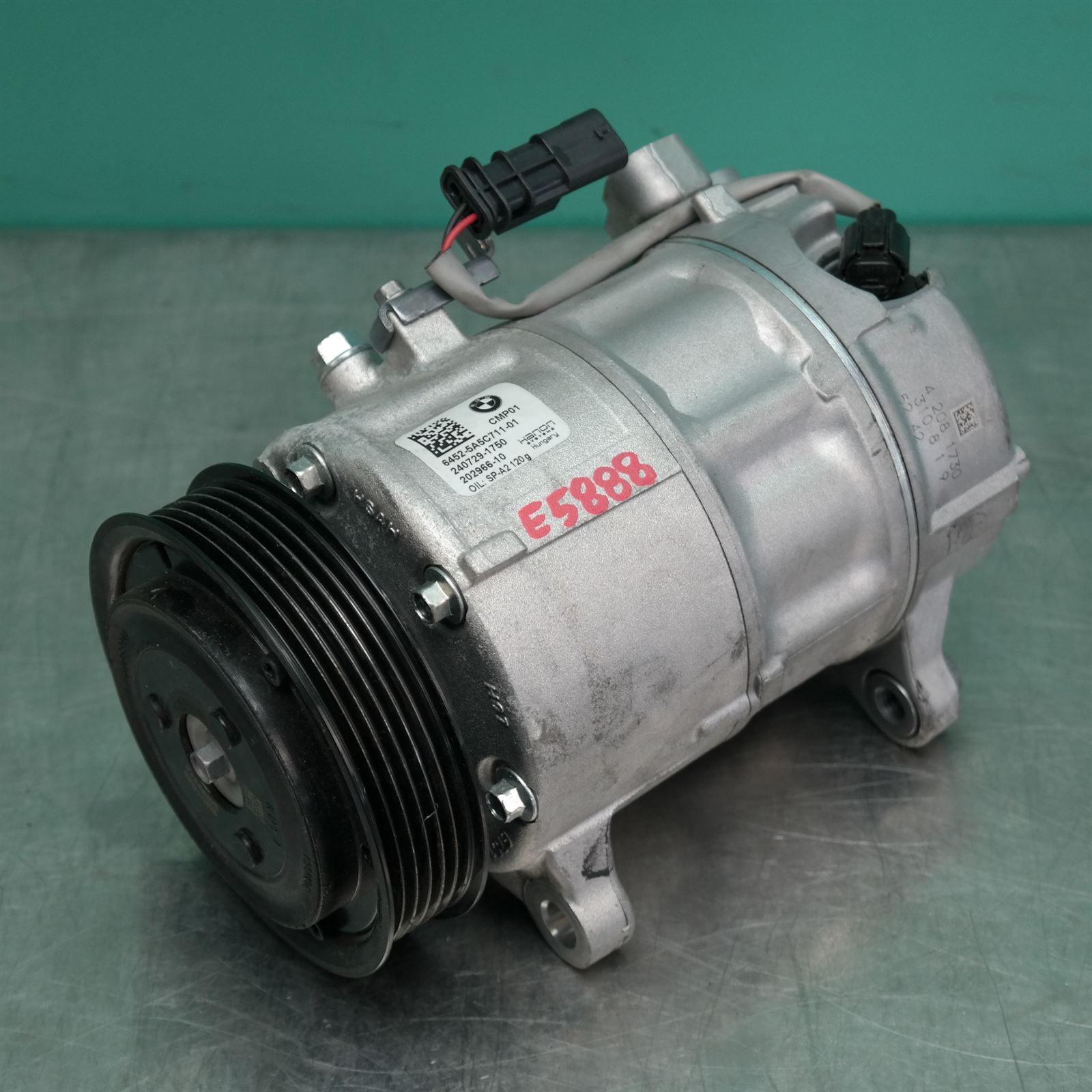 A/C COMPRESSOR F70 (711) *64-50* A/C COMPRESSOR F70 (711) *64-50*