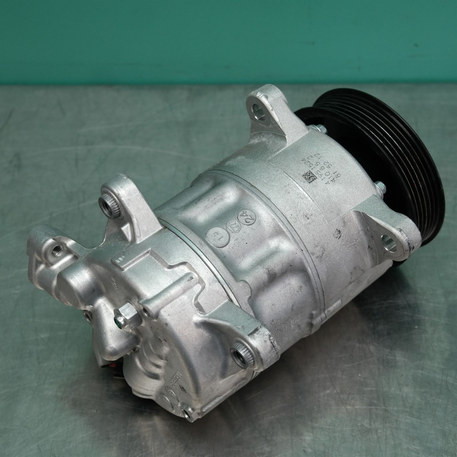 A/C COMPRESSOR F70 (711) *64-50* 3 A/C COMPRESSOR F70 (711) *64-50* - Image 3