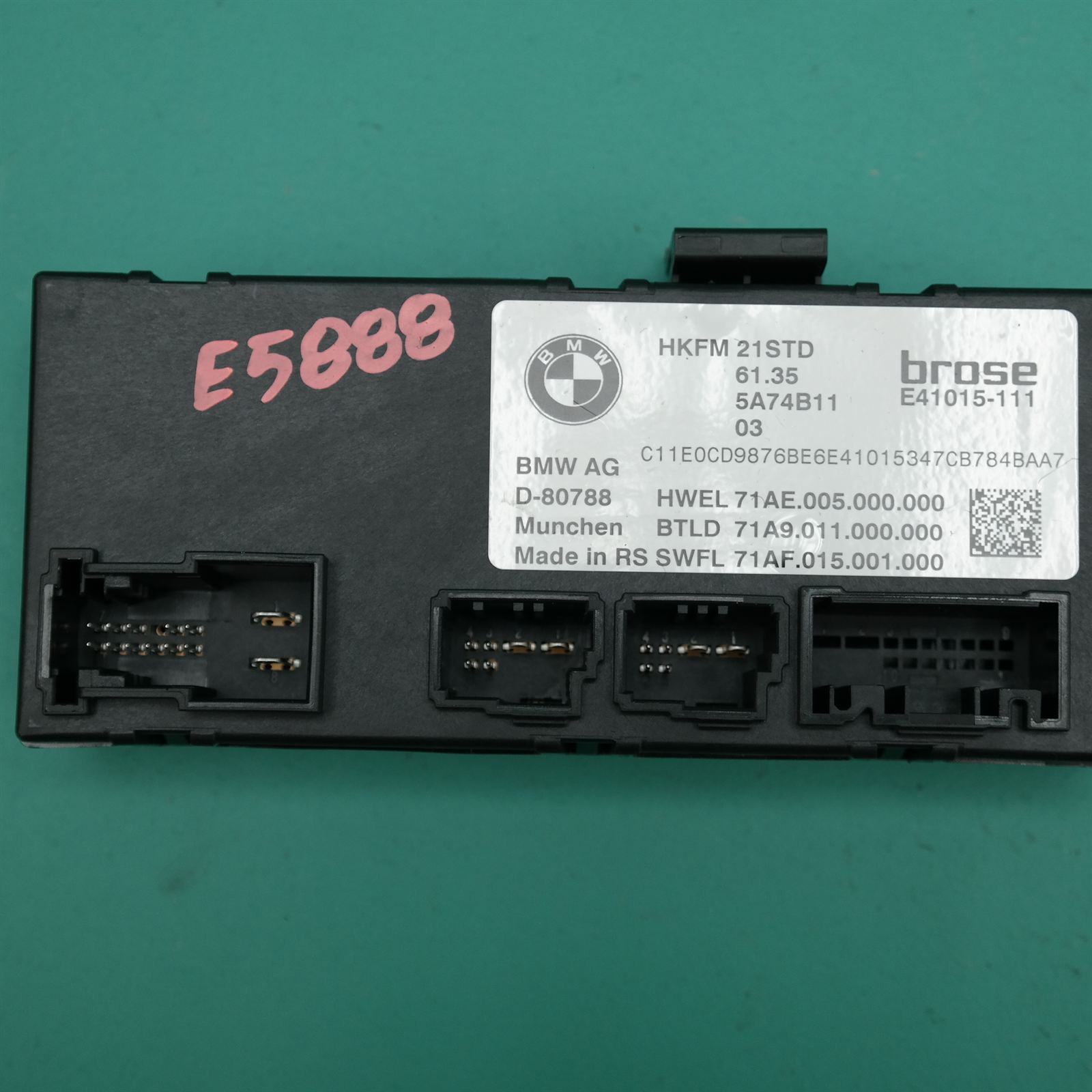 ECU F70 # Tailgate ECU # (211) *61-25* 3 ECU F70 # Tailgate ECU # (211) *61-25* - Image 3