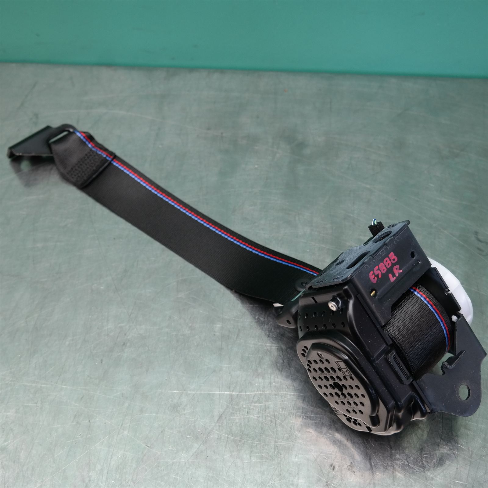 SEAT BELT F70 # Belt, rear left # (2D9) *72-05* 2 SEAT BELT F70 # Belt, rear left # (2D9) *72-05* - Image 2