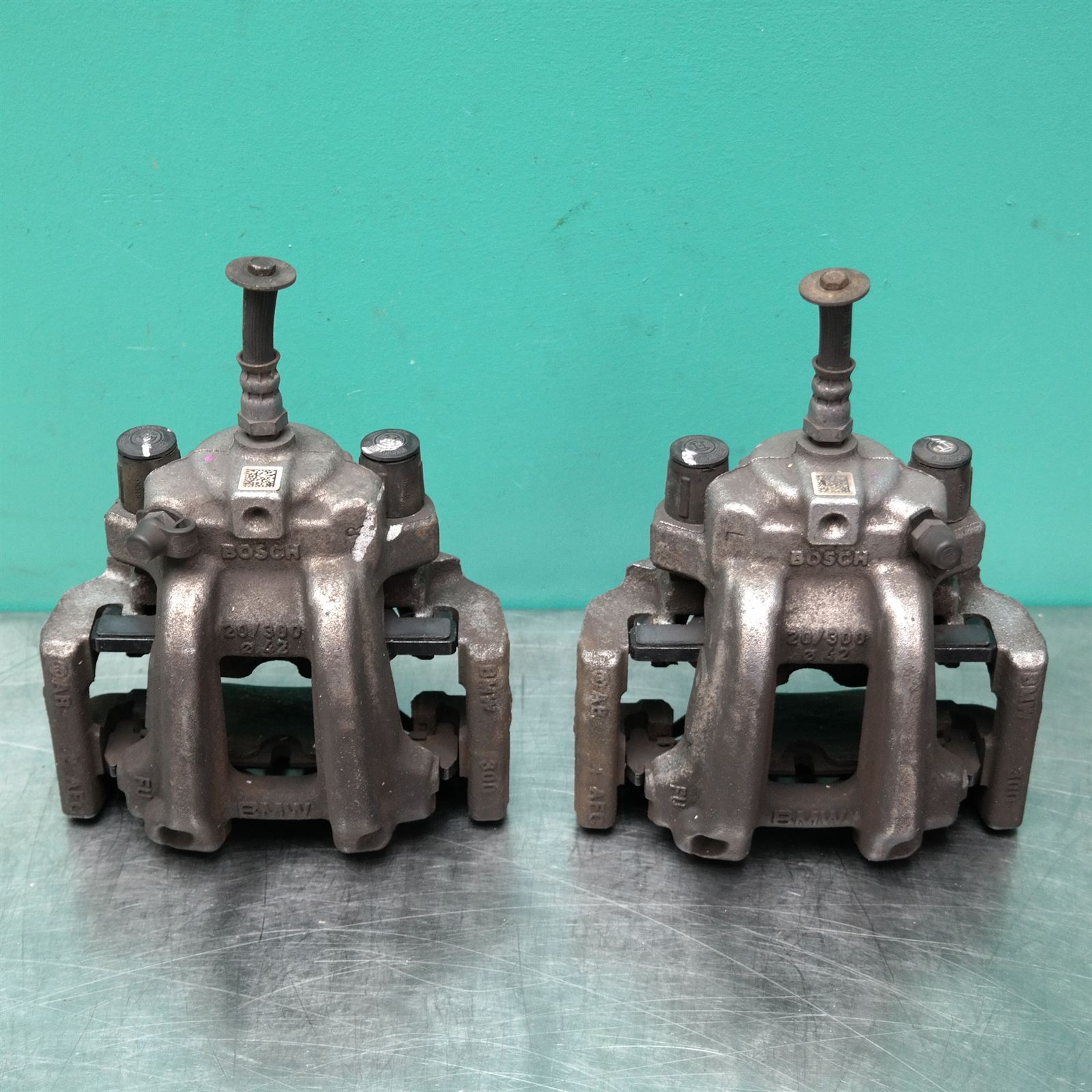 CALIPER F30 (857) (858) *34-10* Rear CALIPER F30 (857) (858) *34-10* Rear