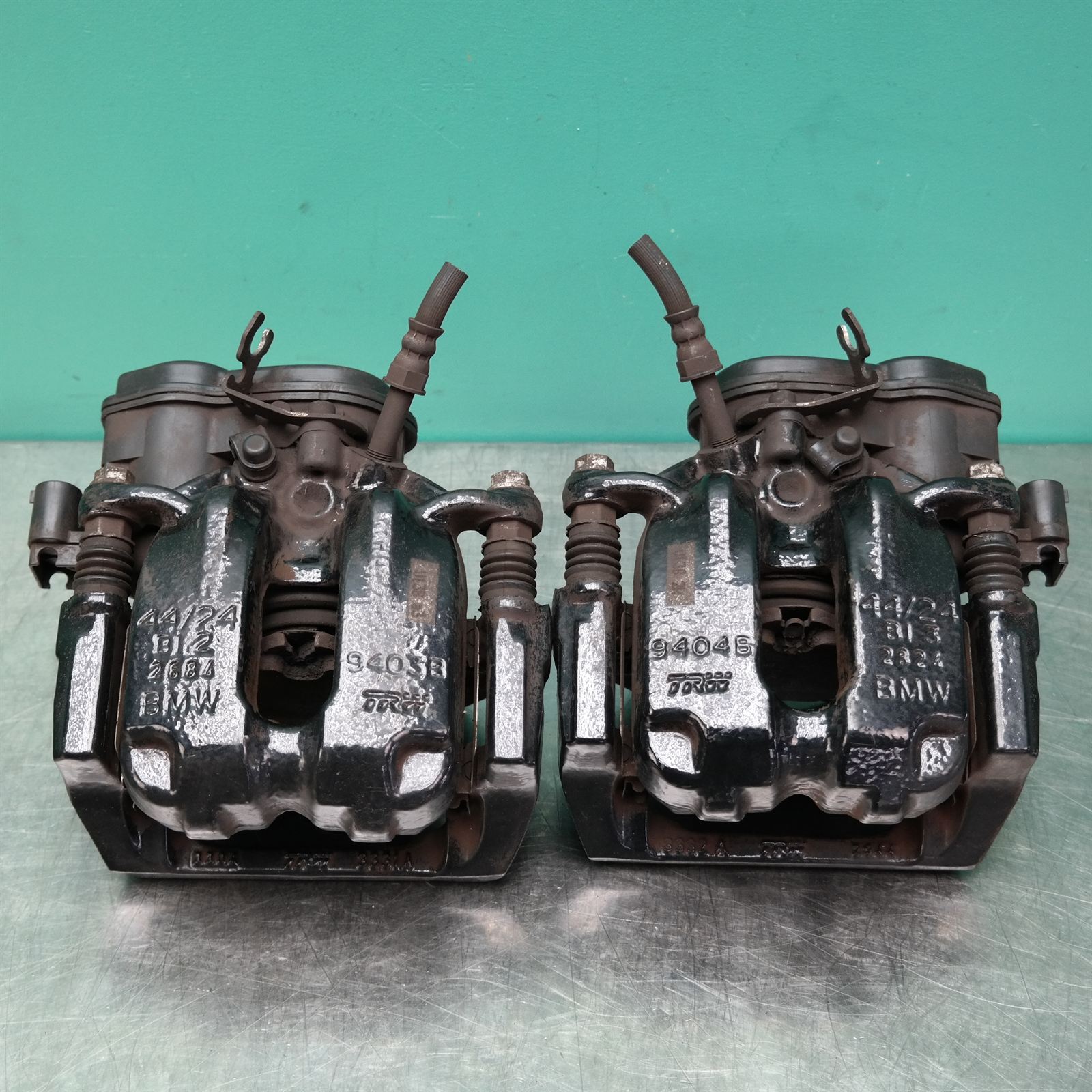 CALIPER F12 Rear (693) (694) *34-10* CALIPER F12 Rear (693) (694) *34-10*