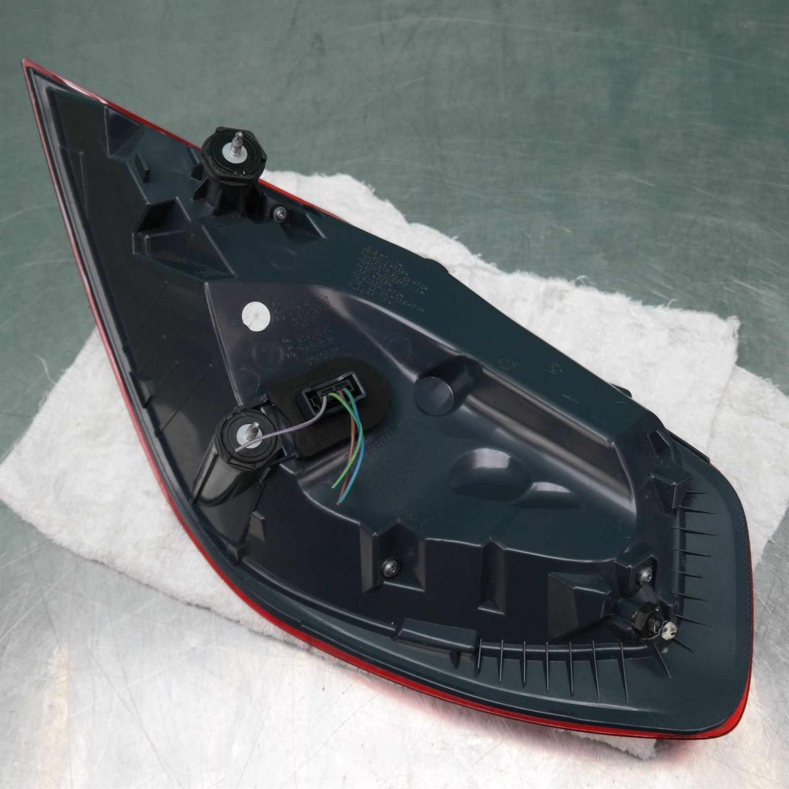 LEFT TAILLIGHT F12/F13/F06, 05/11-12/18 4 LEFT TAILLIGHT F12/F13/F06, 05/11-12/18 - Image 4