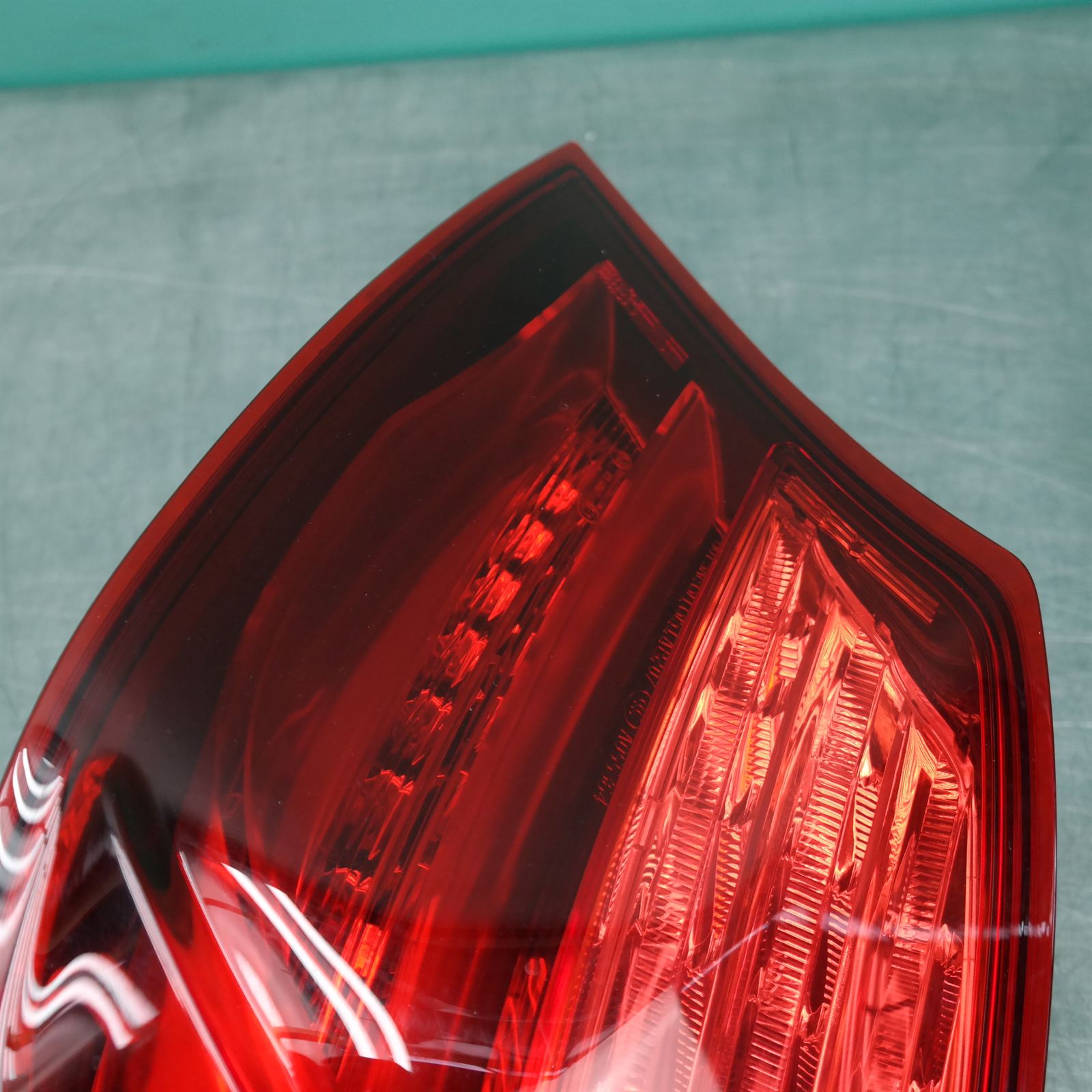 RIGHT TAILLIGHT F12/F13/F06, 05/11-12/18 3 RIGHT TAILLIGHT F12/F13/F06, 05/11-12/18 - Image 3