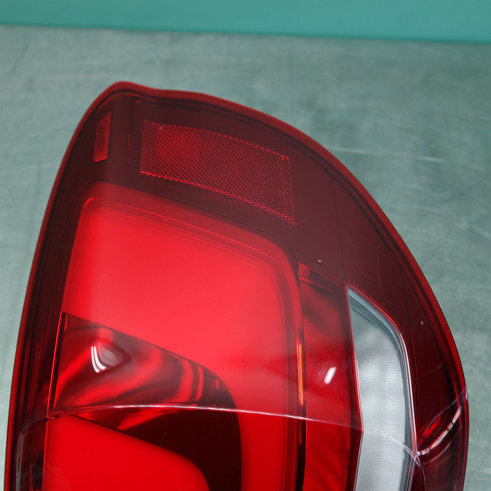 RIGHT TAILLIGHT F15/F85, 09/13-07/18 2 RIGHT TAILLIGHT F15/F85, 09/13-07/18 - Image 2
