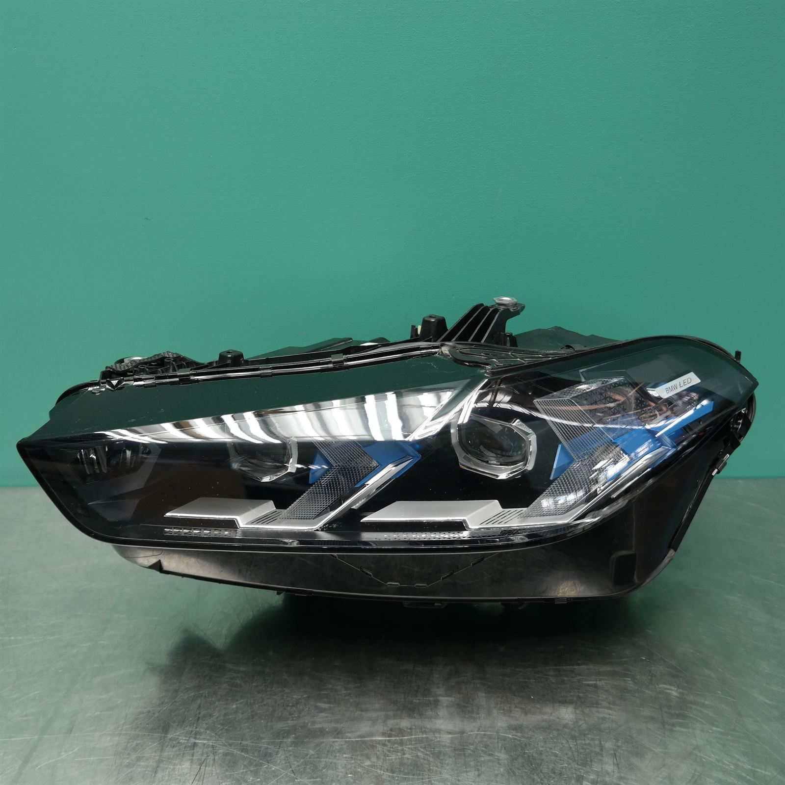 LEFT HEADLAMP G05/F95, W/ LED, ADAPTIVE TYPE, SHADOW LINE, 03/23- LEFT HEADLAMP G05/F95, W/ LED, ADAPTIVE TYPE, SHADOW LINE, 03/23-