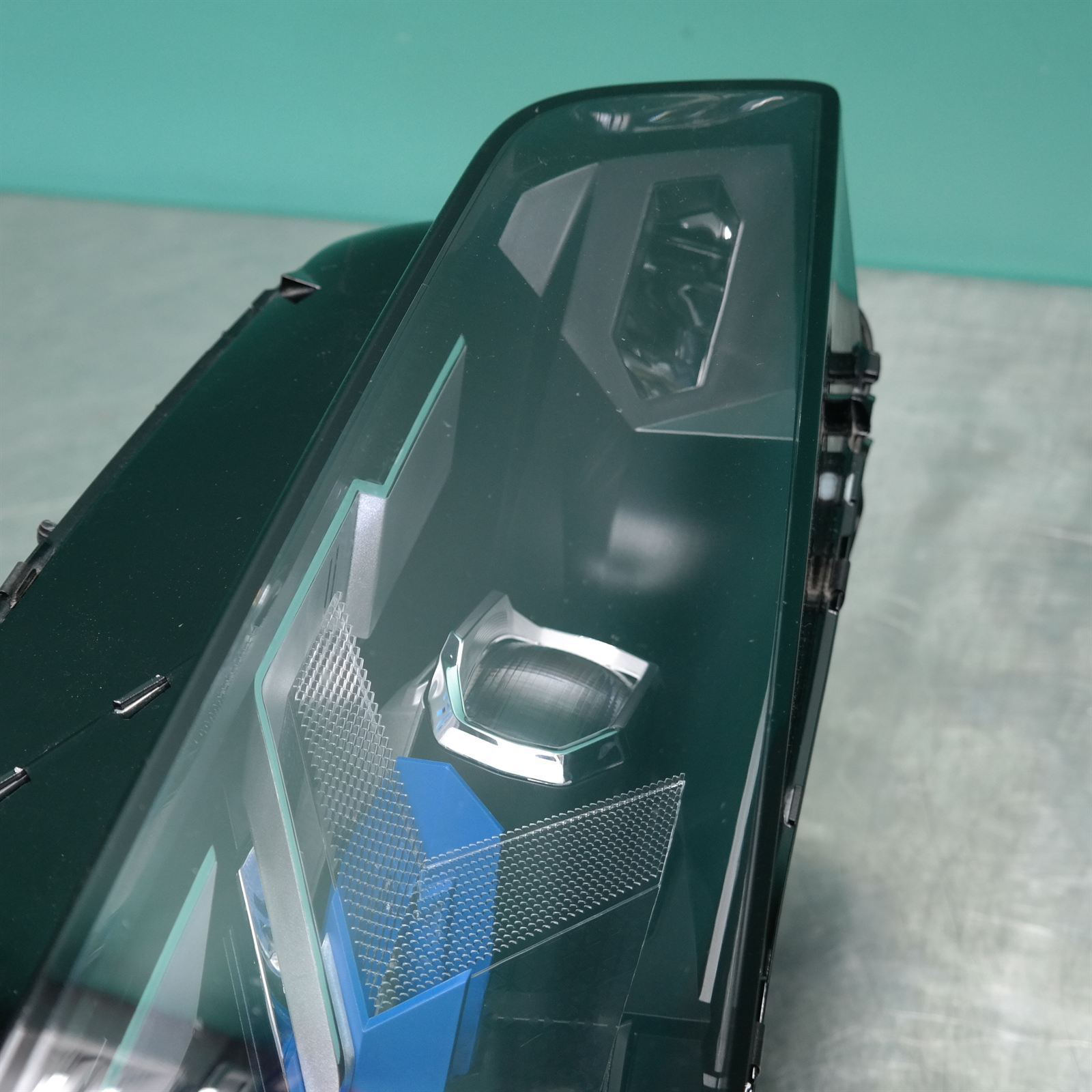 LEFT HEADLAMP G05/F95, W/ LED, ADAPTIVE TYPE, SHADOW LINE, 03/23- 2 LEFT HEADLAMP G05/F95, W/ LED, ADAPTIVE TYPE, SHADOW LINE, 03/23- - Image 2