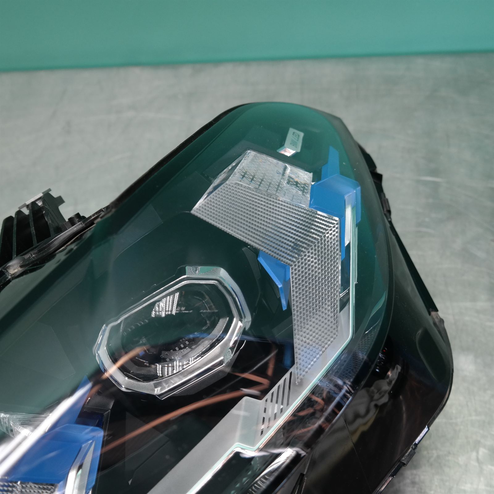 LEFT HEADLAMP G05/F95, W/ LED, ADAPTIVE TYPE, SHADOW LINE, 03/23- 4 LEFT HEADLAMP G05/F95, W/ LED, ADAPTIVE TYPE, SHADOW LINE, 03/23- - Image 4