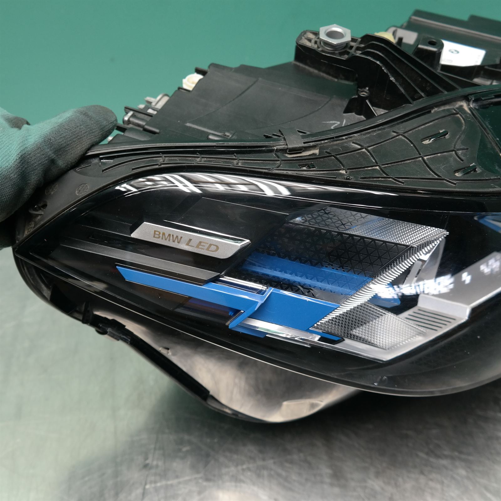 RIGHT HEADLAMP G05/F95, W/ LED, ADAPTIVE TYPE, SHADOW LINE, 03/23- 2 RIGHT HEADLAMP G05/F95, W/ LED, ADAPTIVE TYPE, SHADOW LINE, 03/23- - Image 2