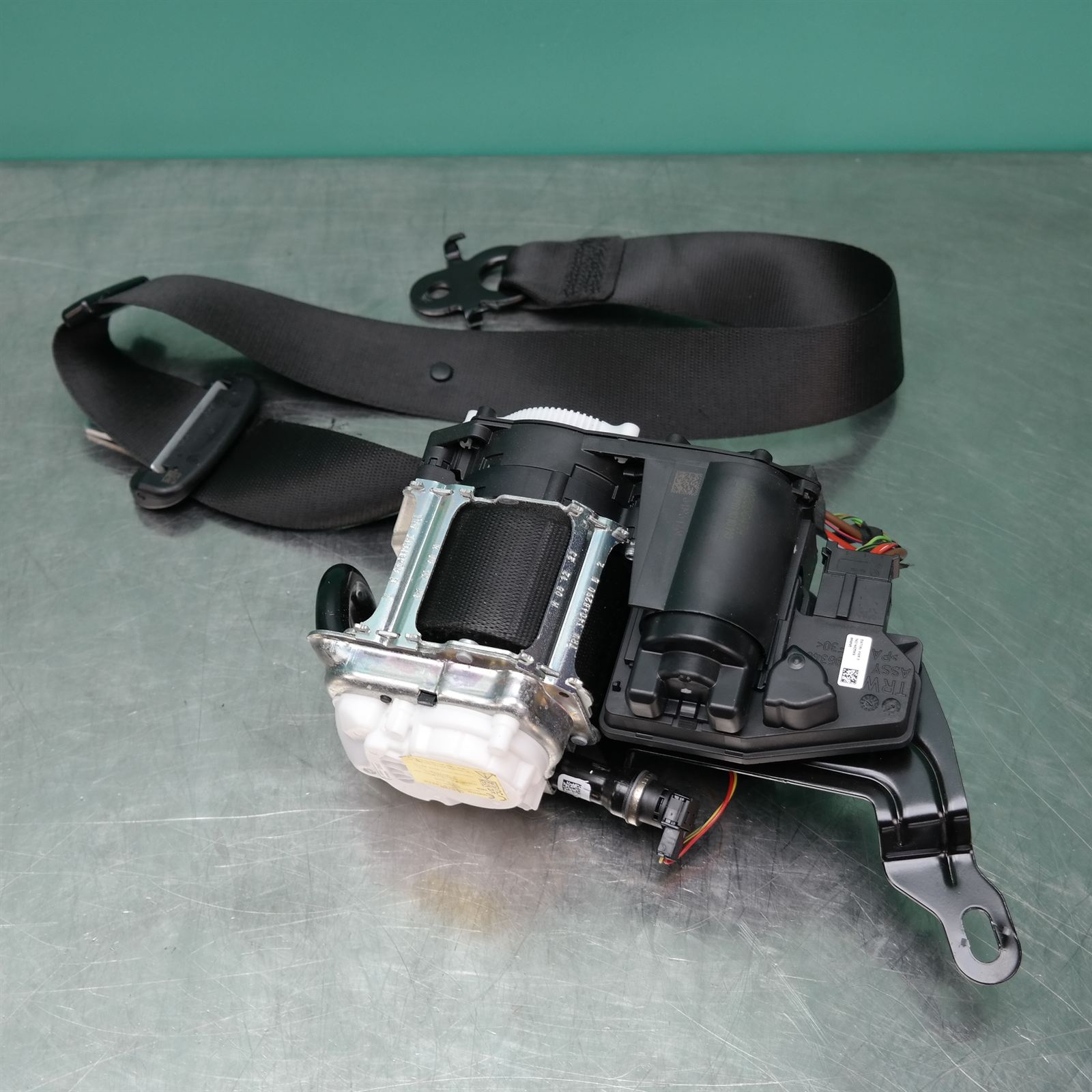 SEAT BELT G05 # Seatbelt, front right # (916) *72-05* 2 SEAT BELT G05 # Seatbelt, front right # (916) *72-05* - Image 2