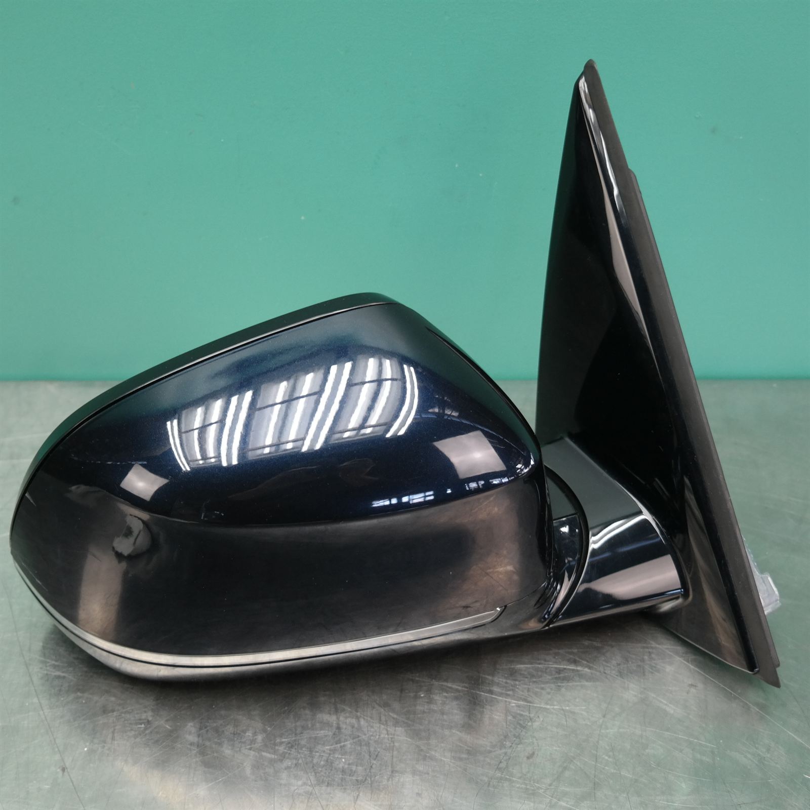 RIGHT DOOR MIRROR G01 (712) *51-07* RIGHT DOOR MIRROR G01 (712) *51-07*