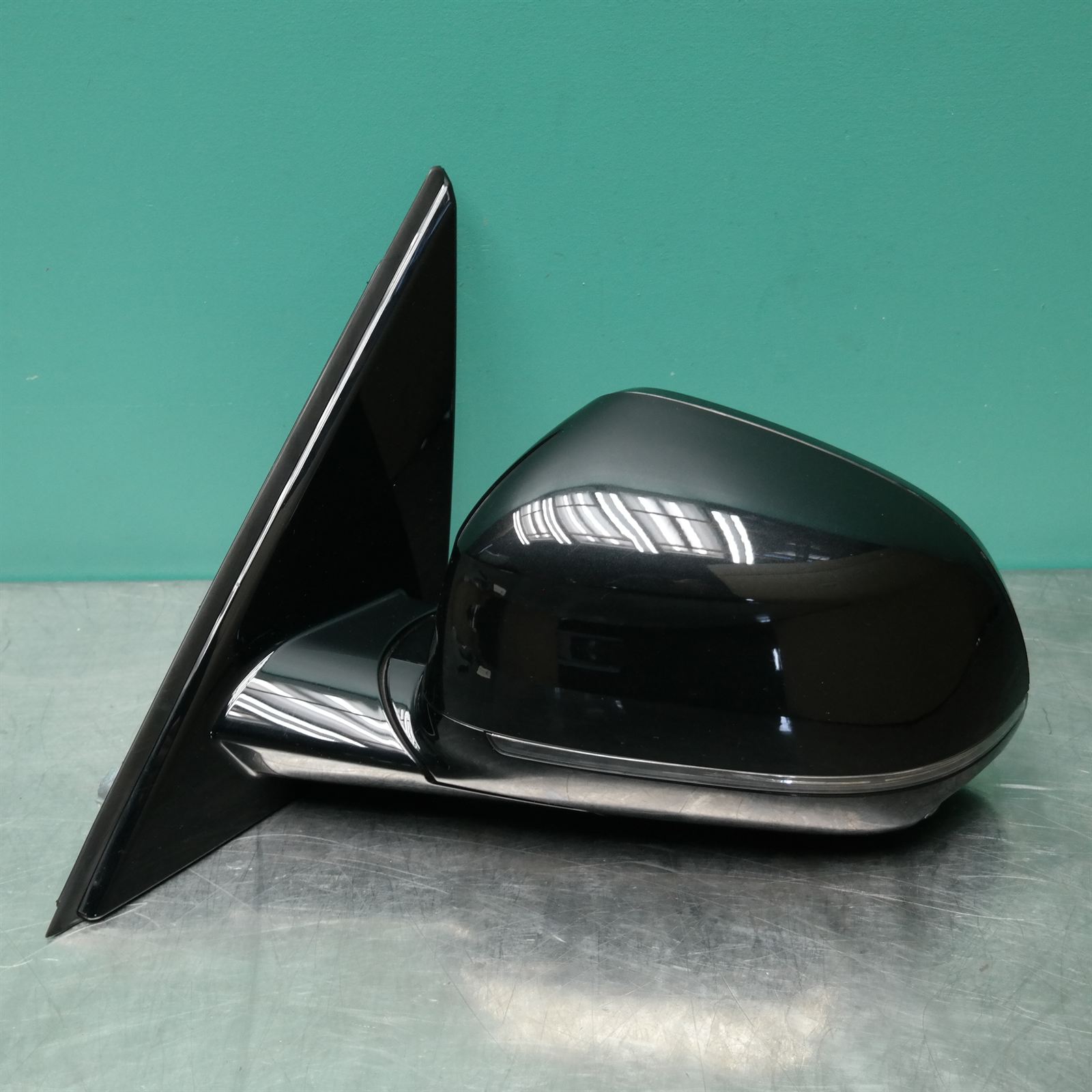 LEFT DOOR MIRROR G05 (351) *51-07* LEFT DOOR MIRROR G05 (351) *51-07*