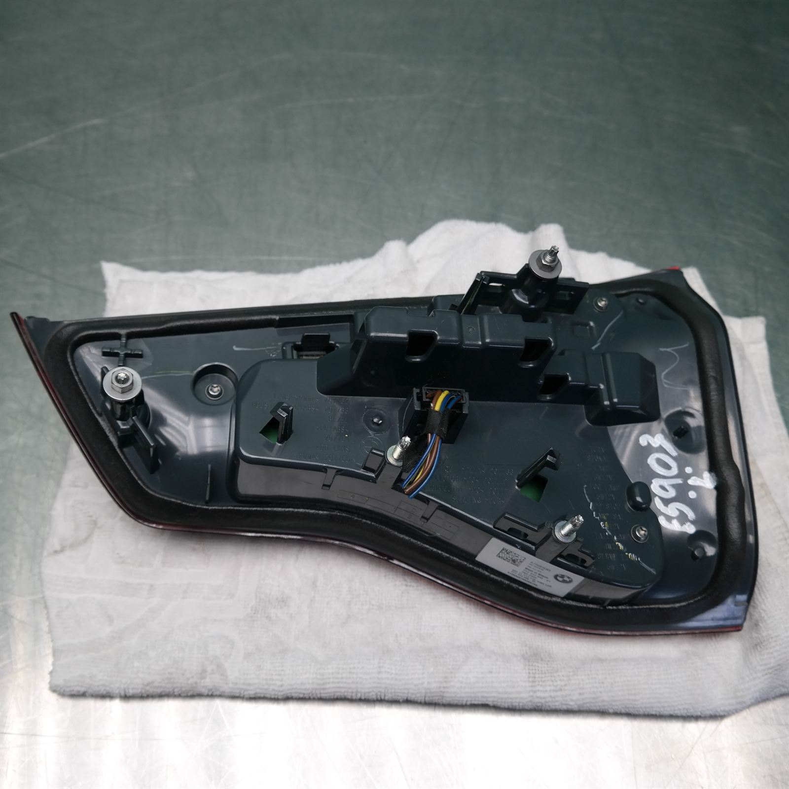 REAR GARNISH G01 (377) *63-20* L 5 REAR GARNISH G01 (377) *63-20* L - Image 5